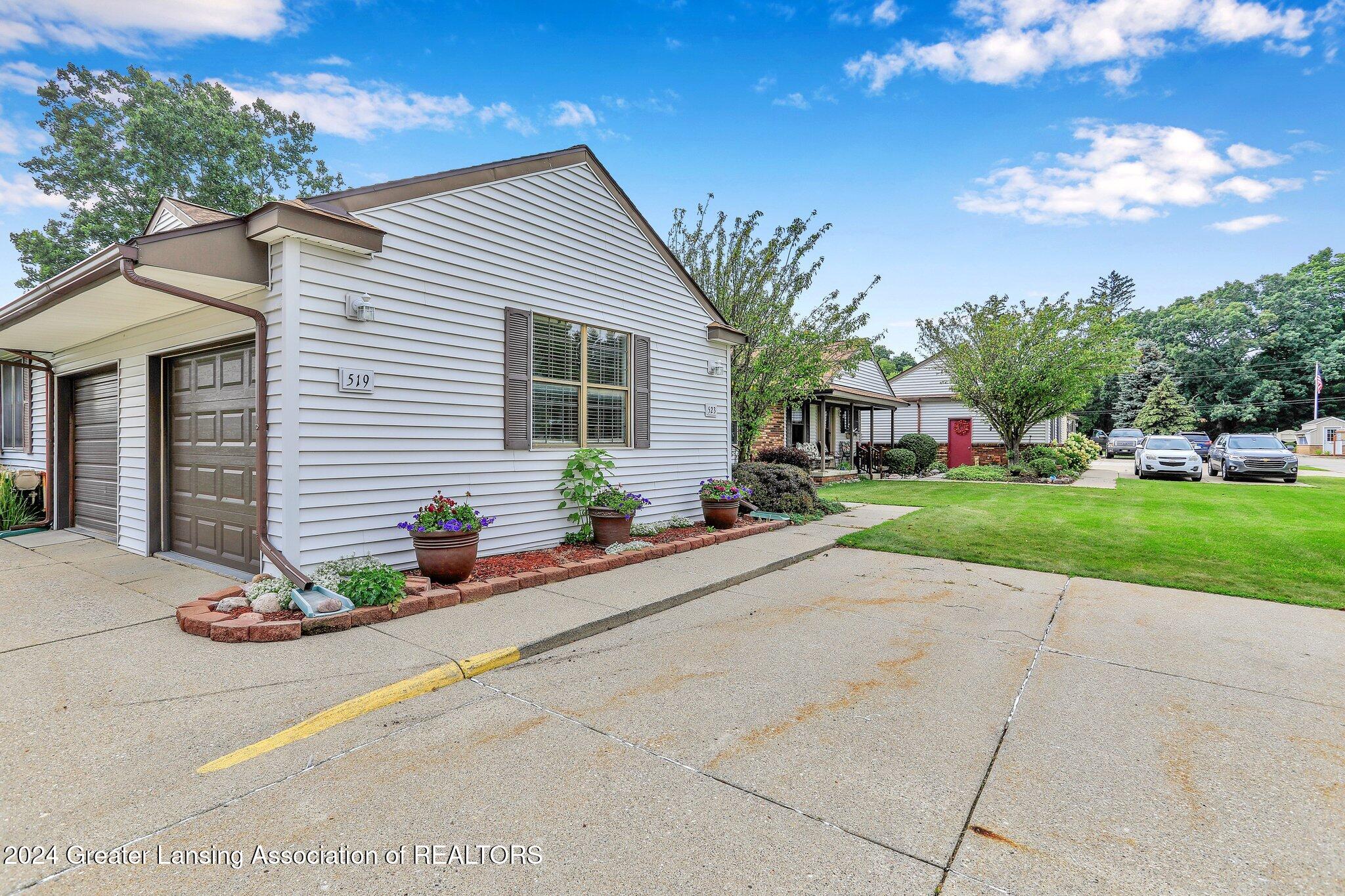 523 Red Cedar Boulevard