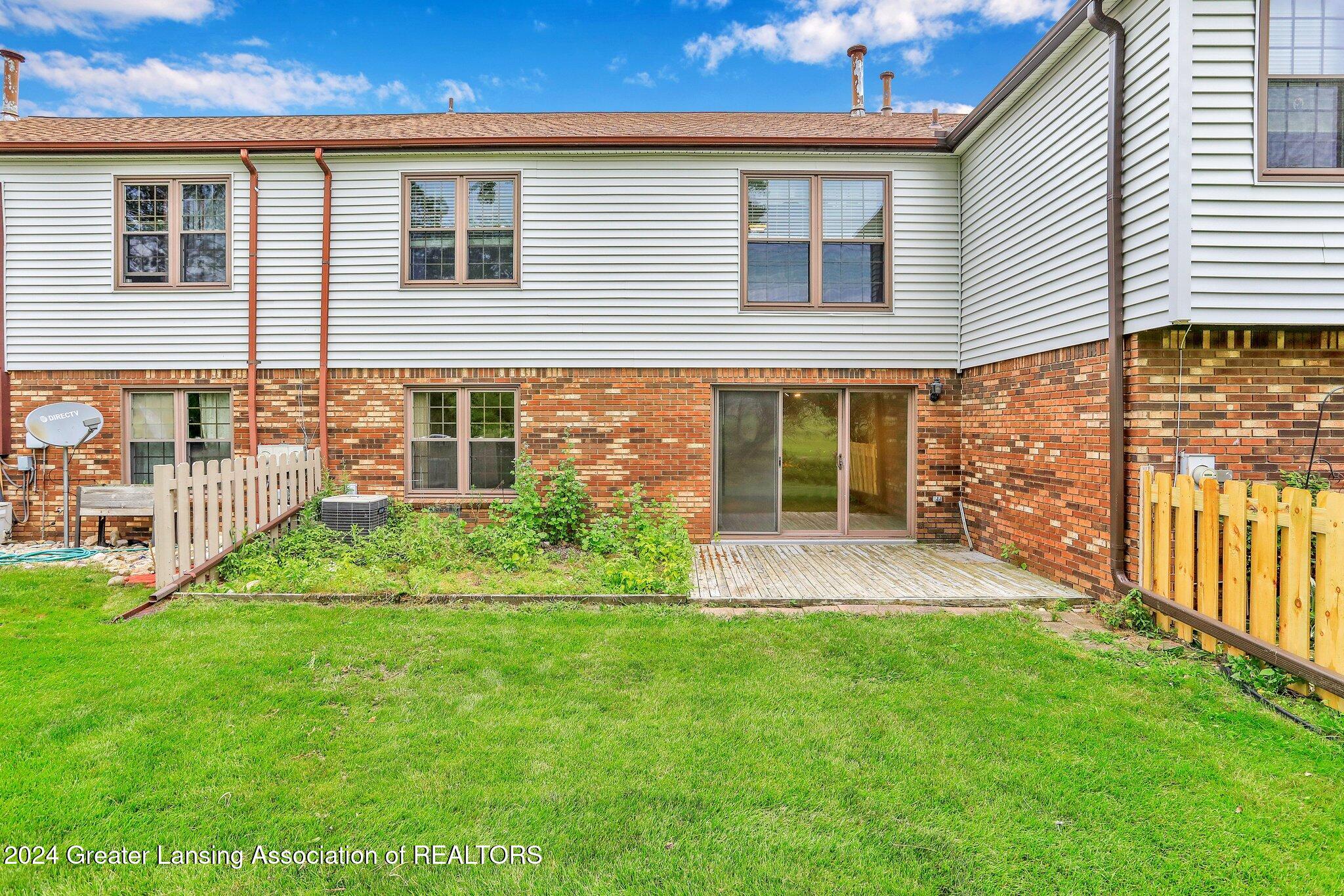 523 Red Cedar Boulevard