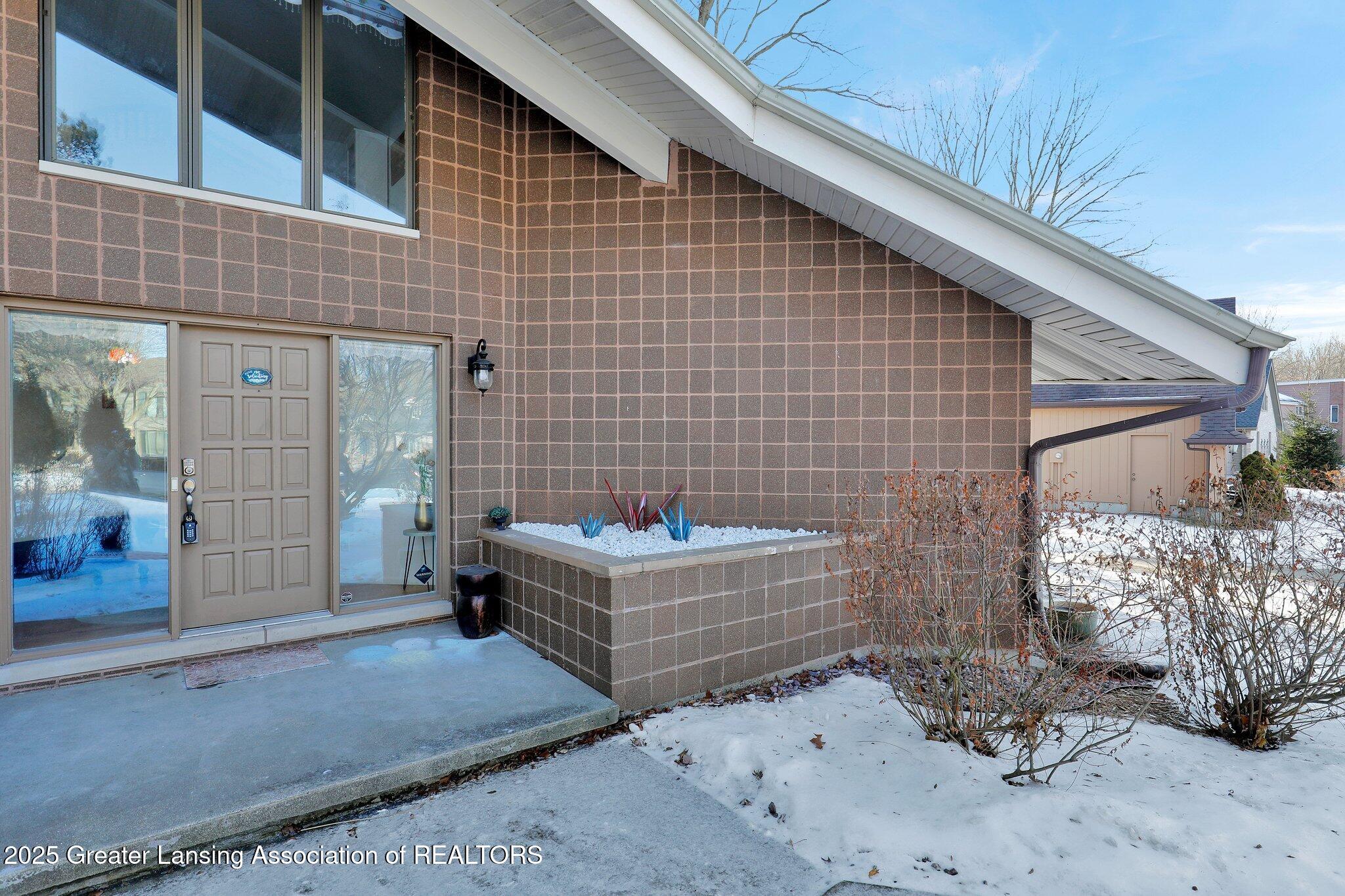 4031 Shoals Drive
