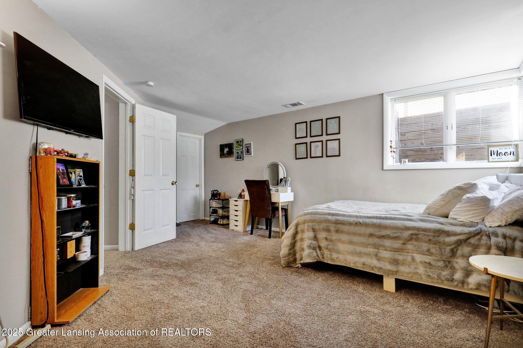 4031 Shoals Drive