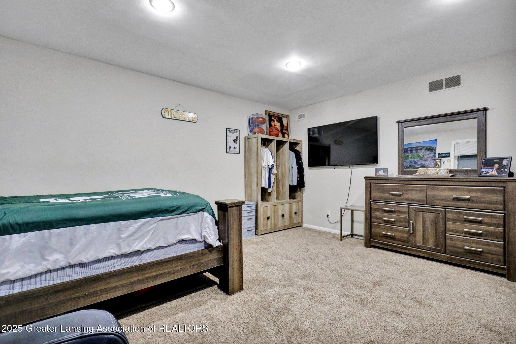 4031 Shoals Drive