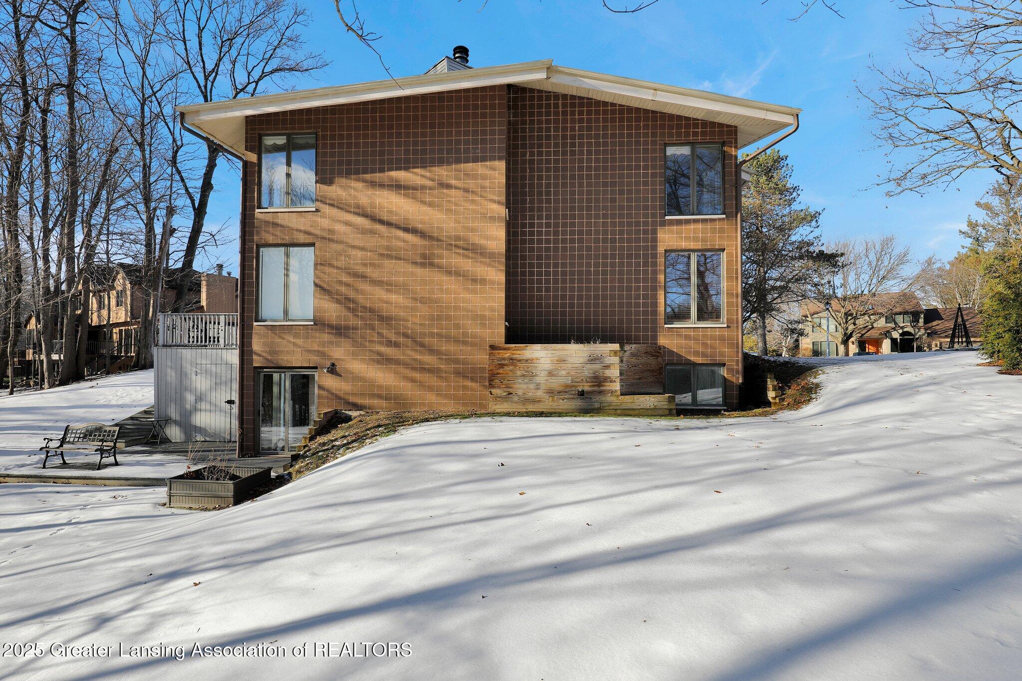 4031 Shoals Drive