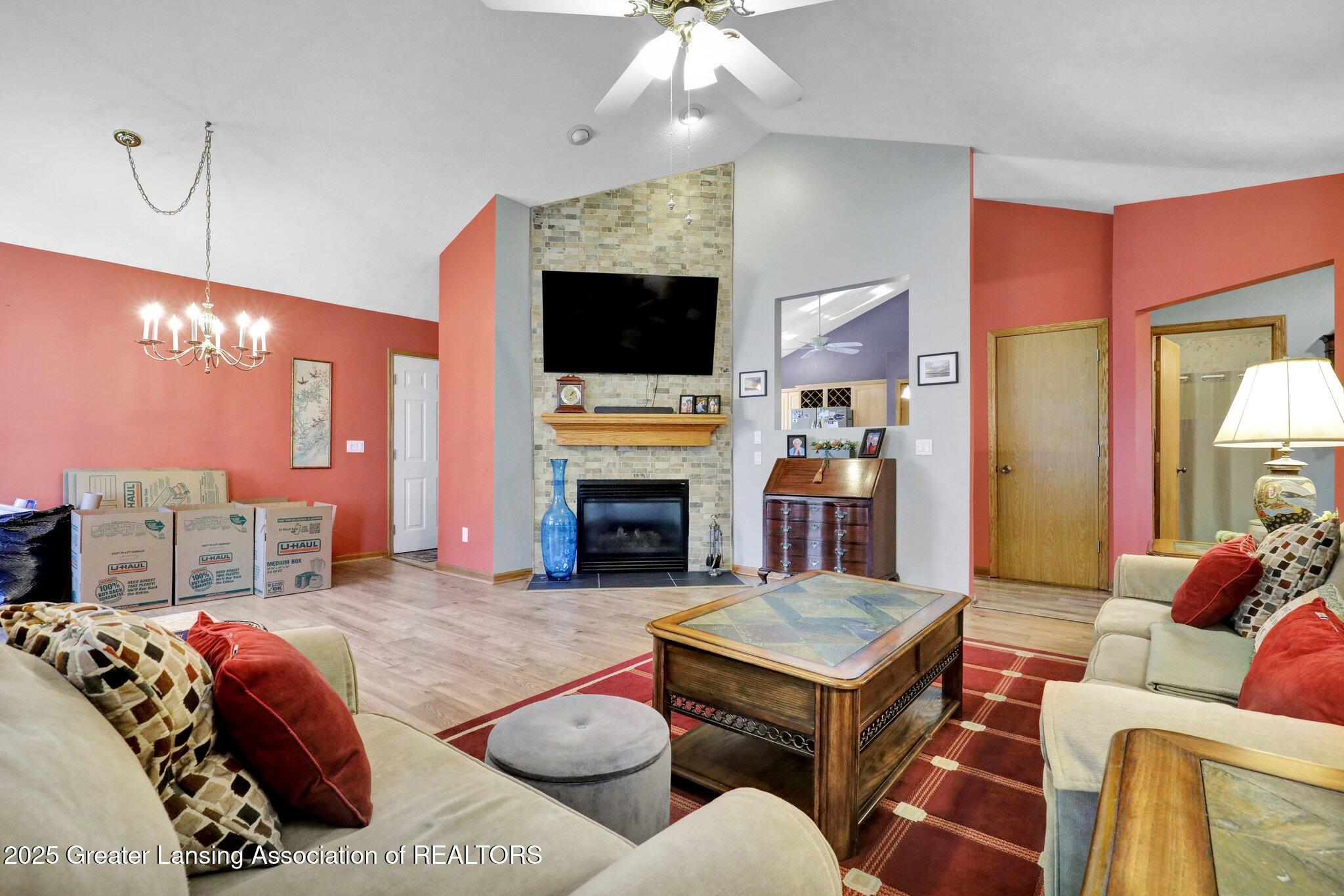 420 White Pine Boulevard 49