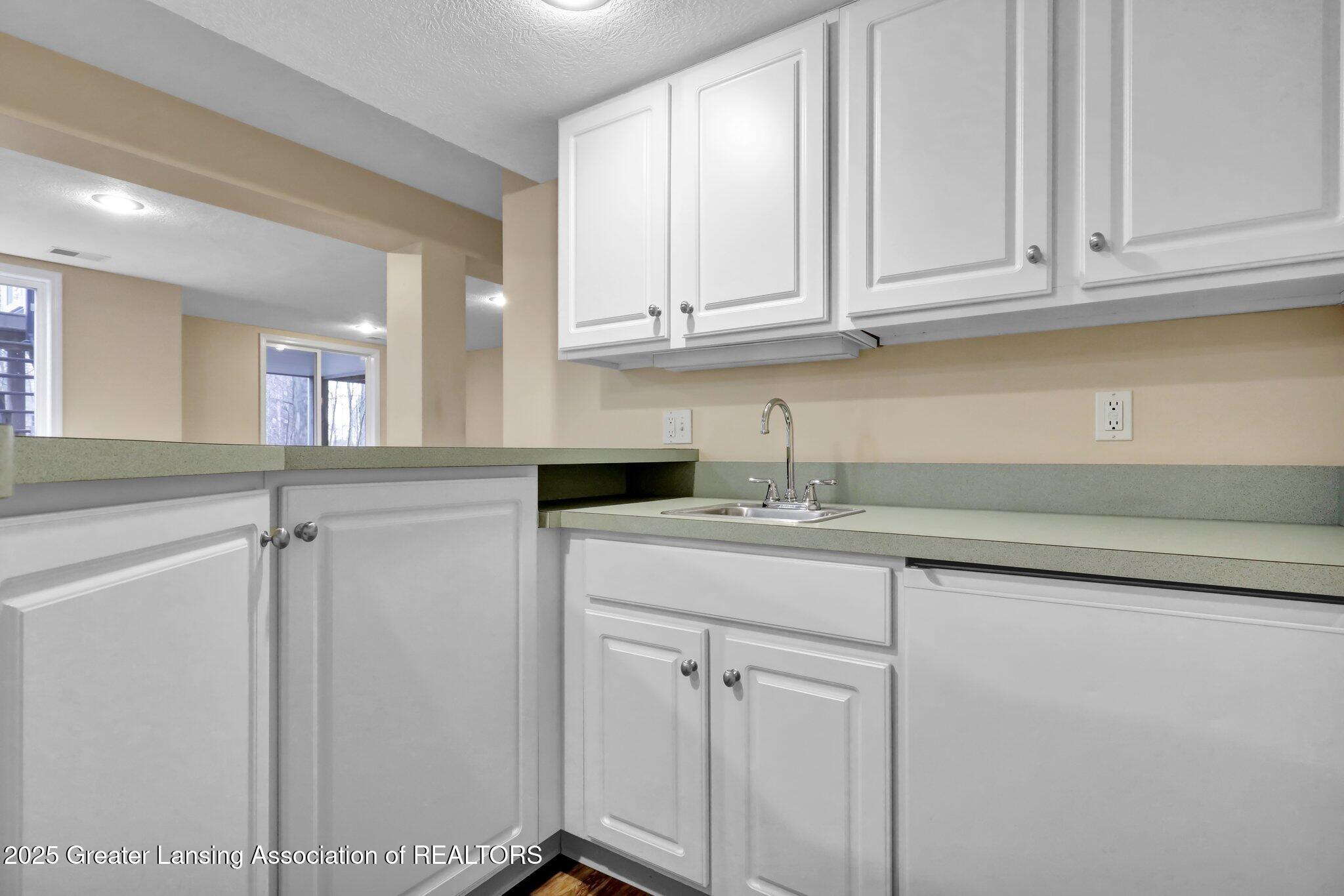 1519 Nottingham Trail 47