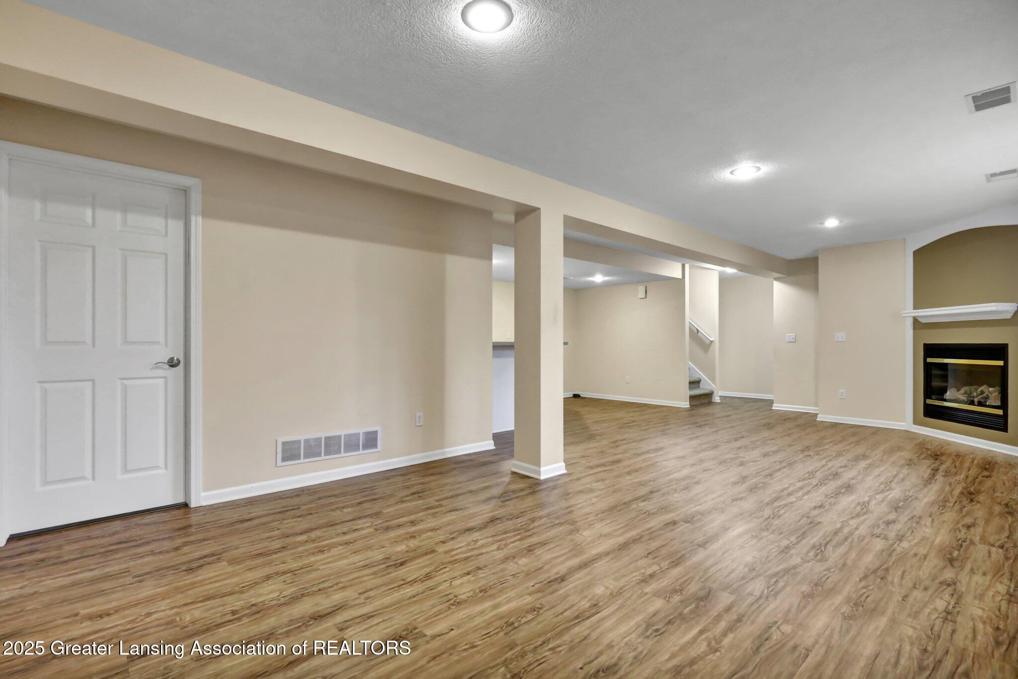 1519 Nottingham Trail 47