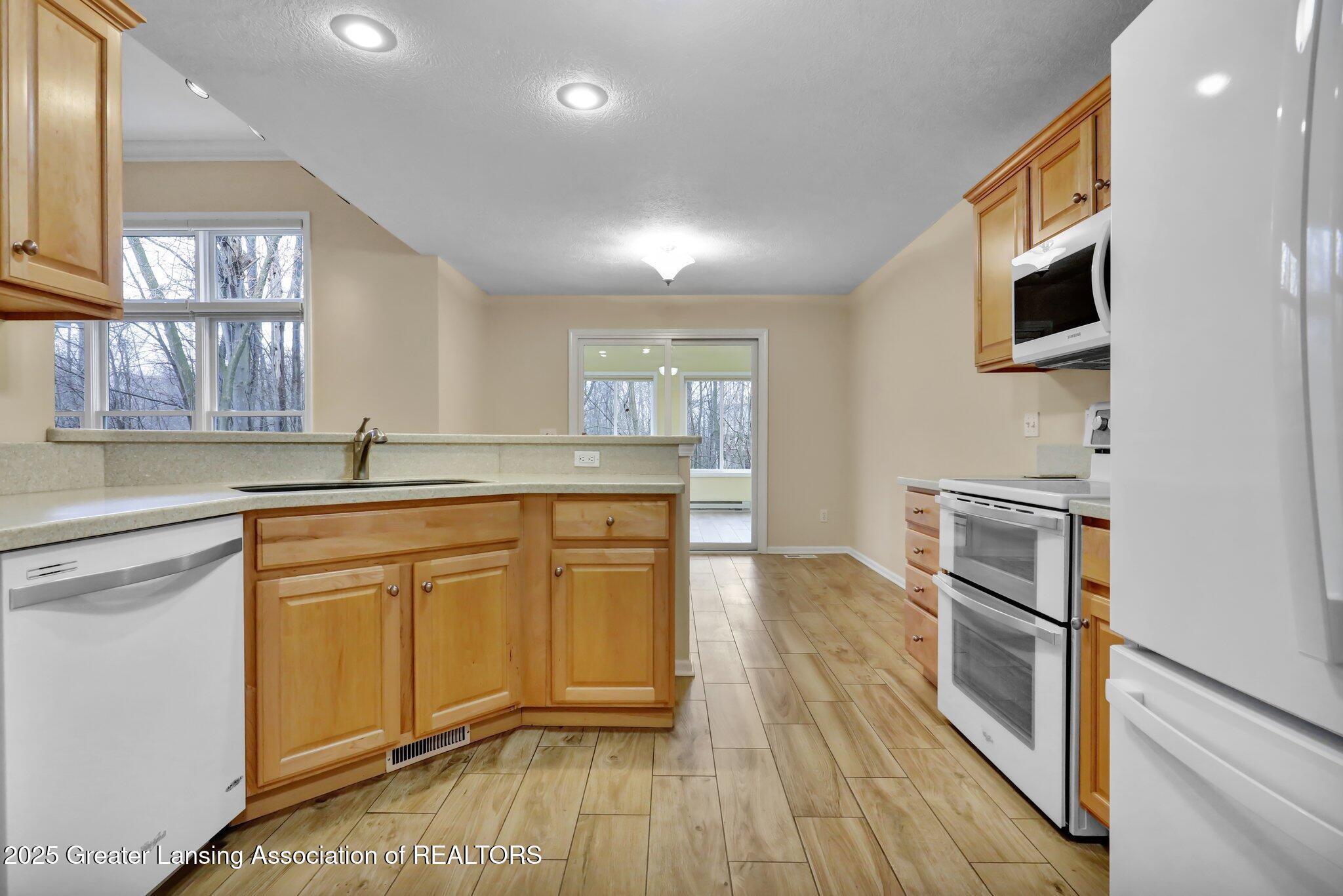 1519 Nottingham Trail 47