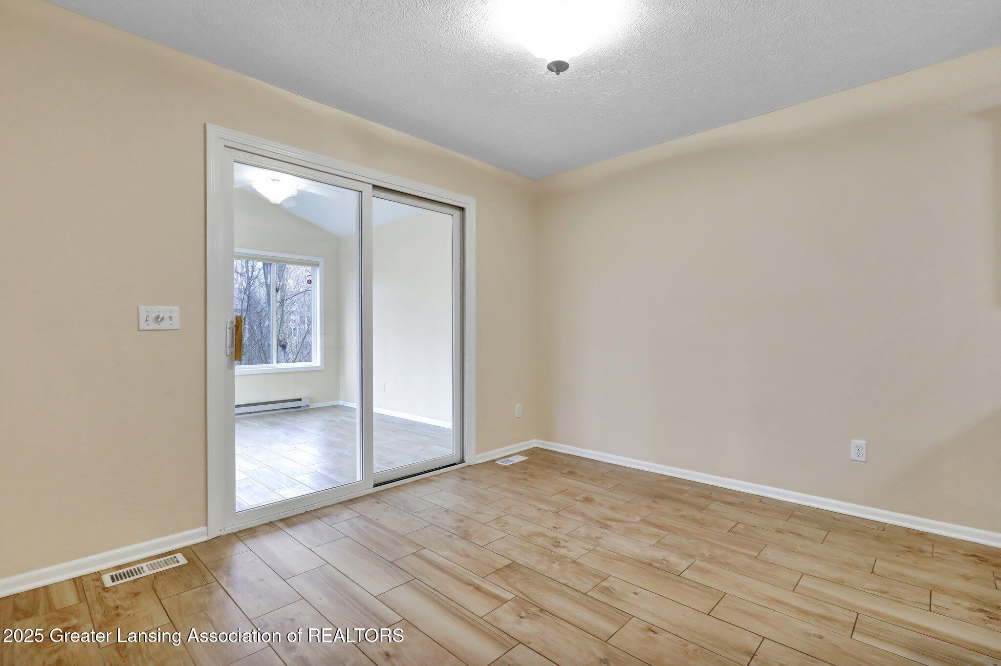 1519 Nottingham Trail 47