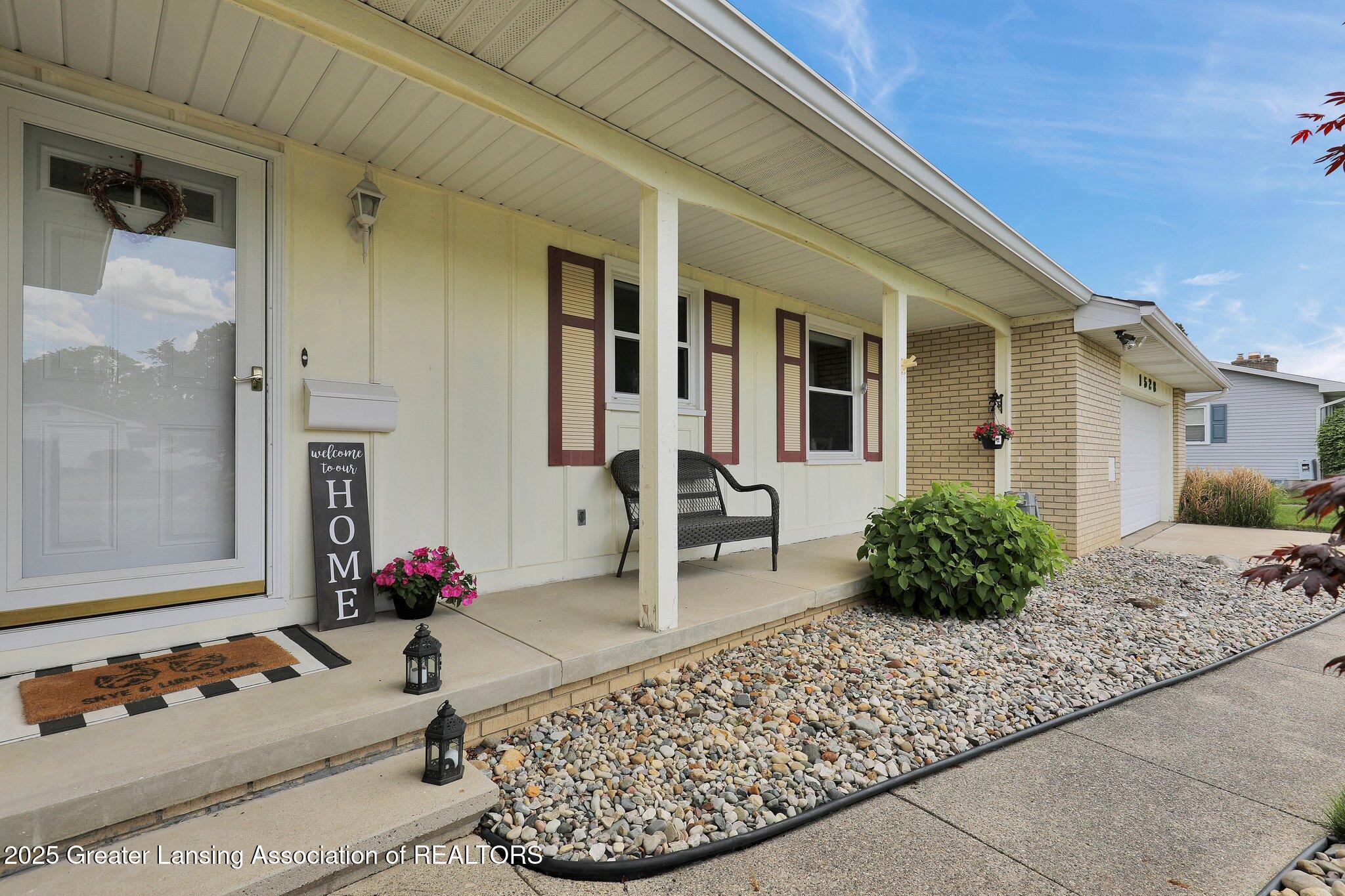 1528 Briarwood Drive