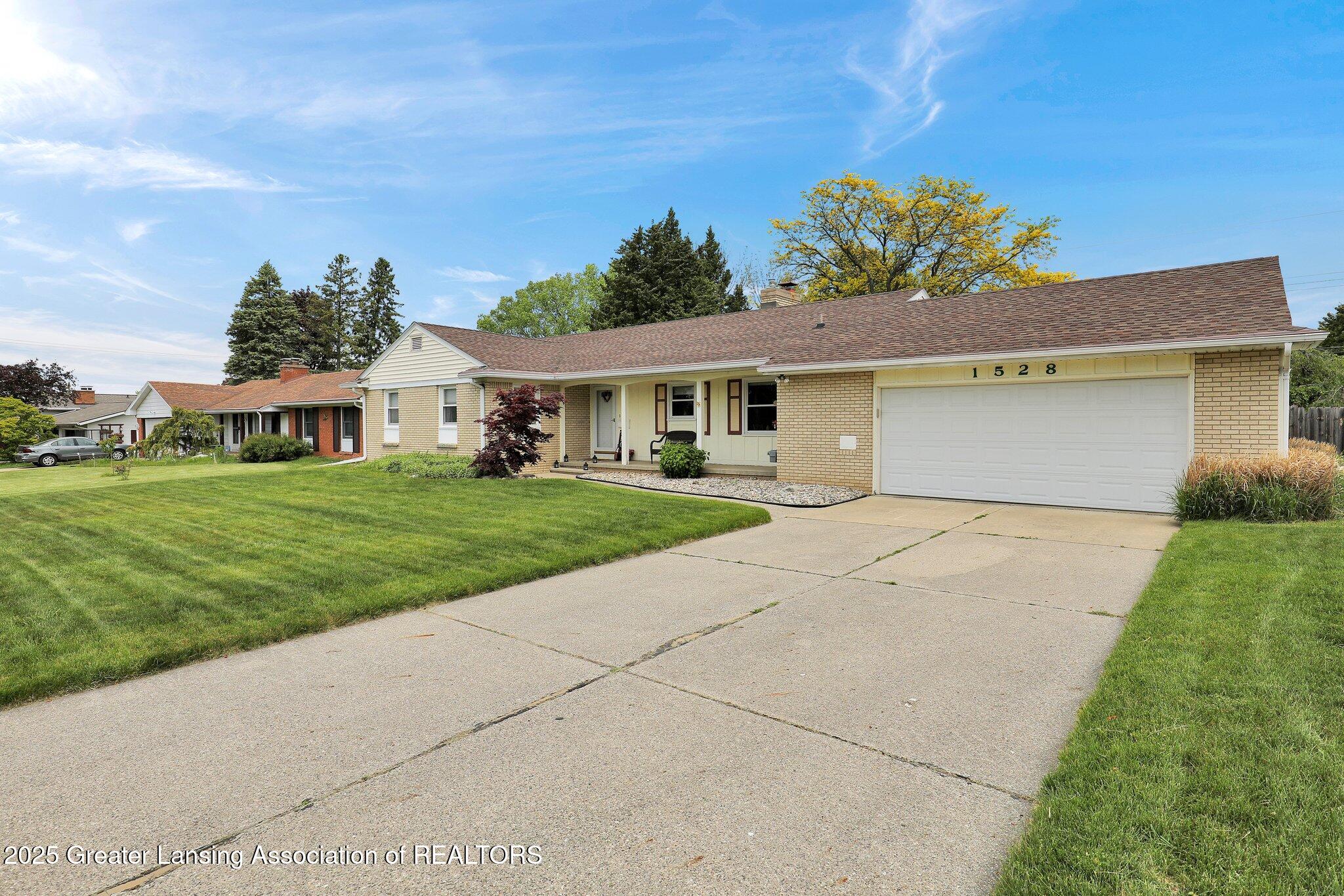 1528 Briarwood Drive