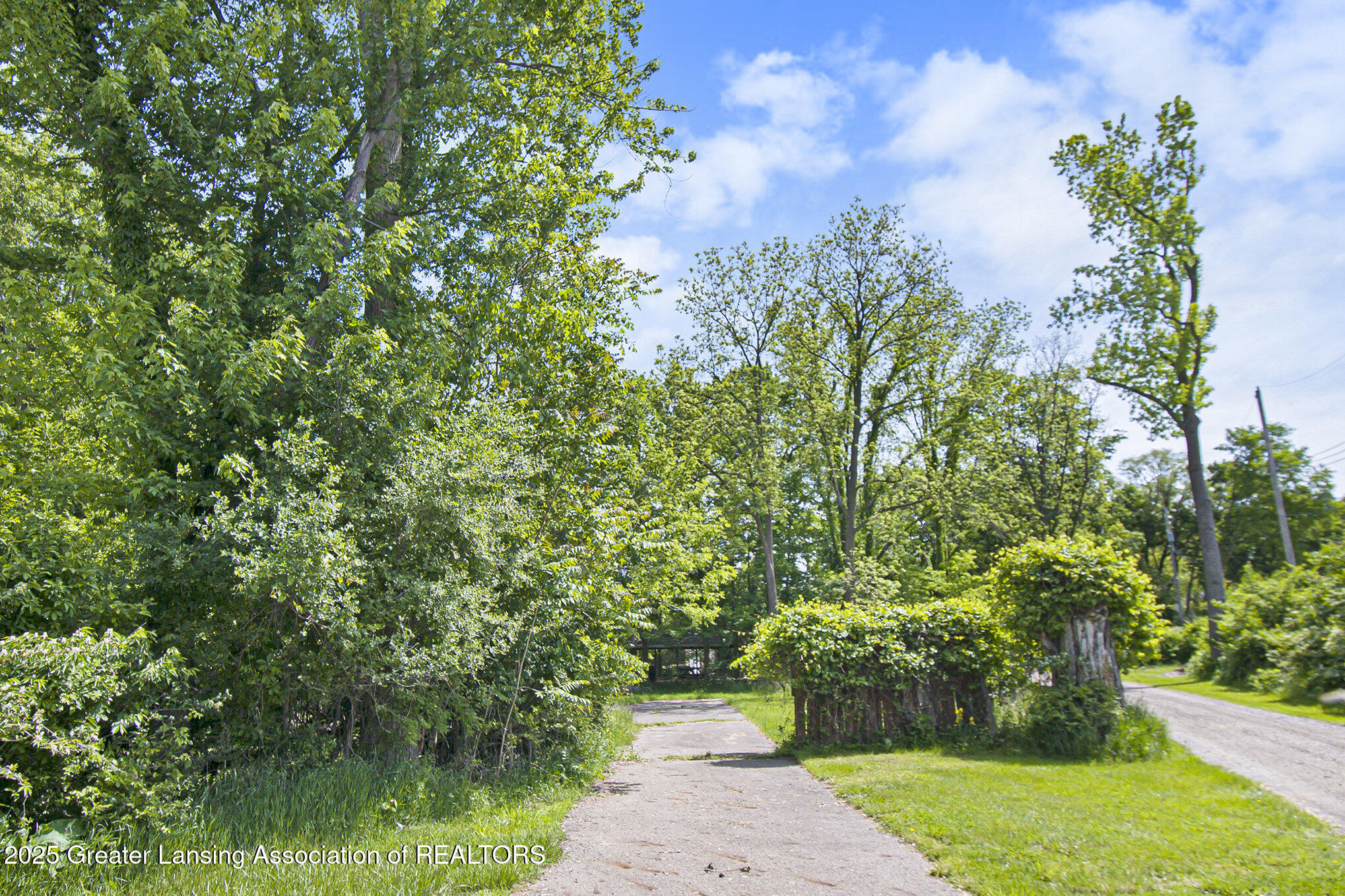 2550 Webster Road
