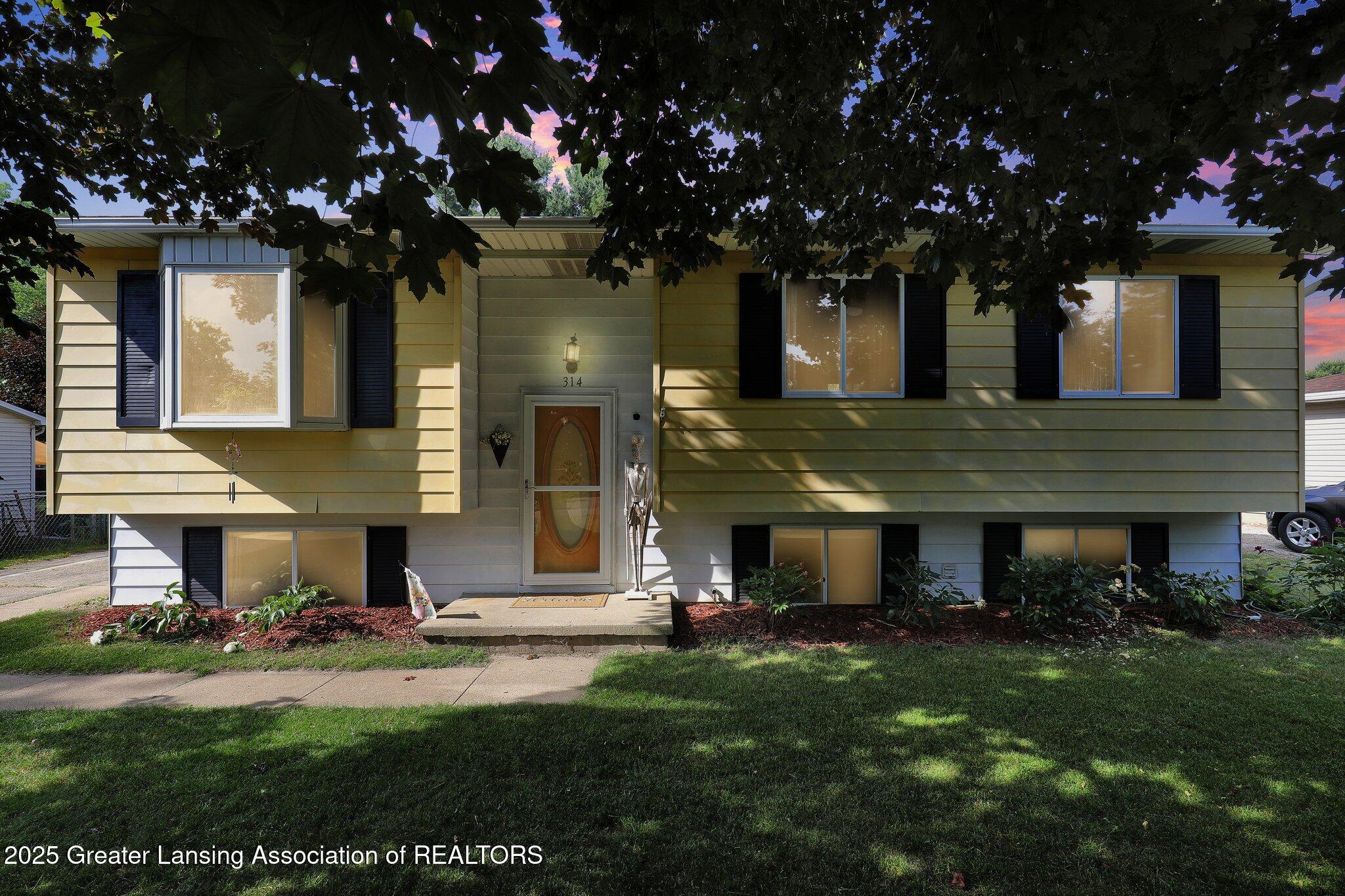 314 Scarlet Oak Lane