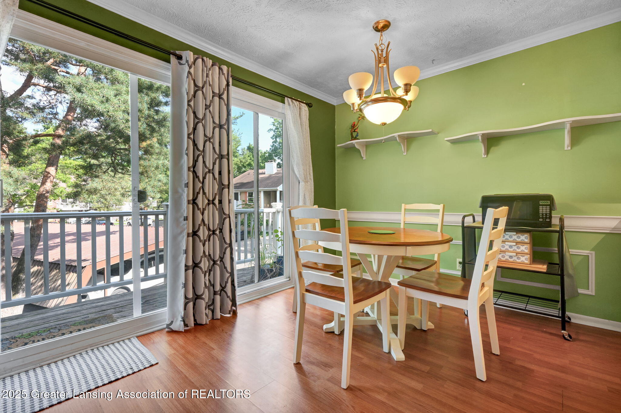 2034 Hamilton Road 201-19