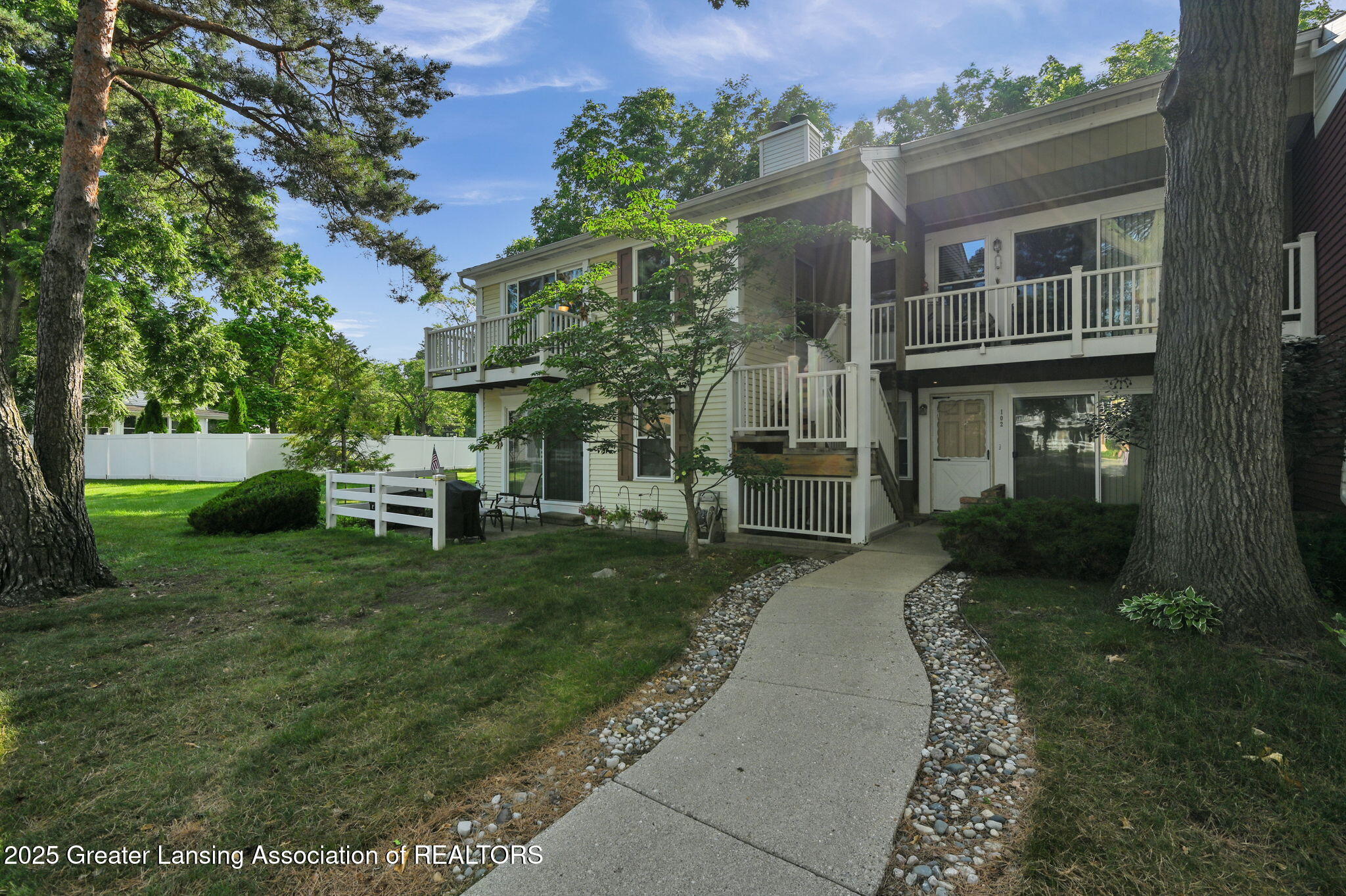 2034 Hamilton Road 201-19