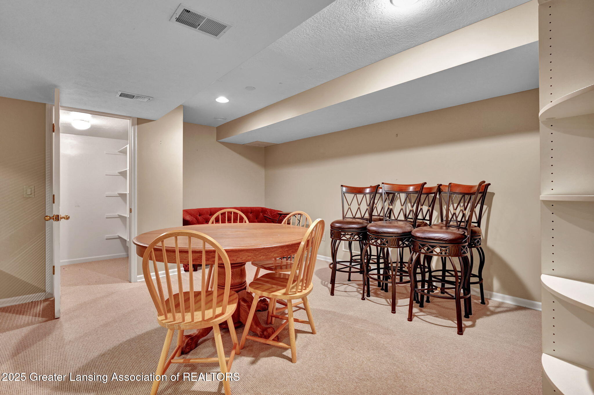 4767 Mohican Lane