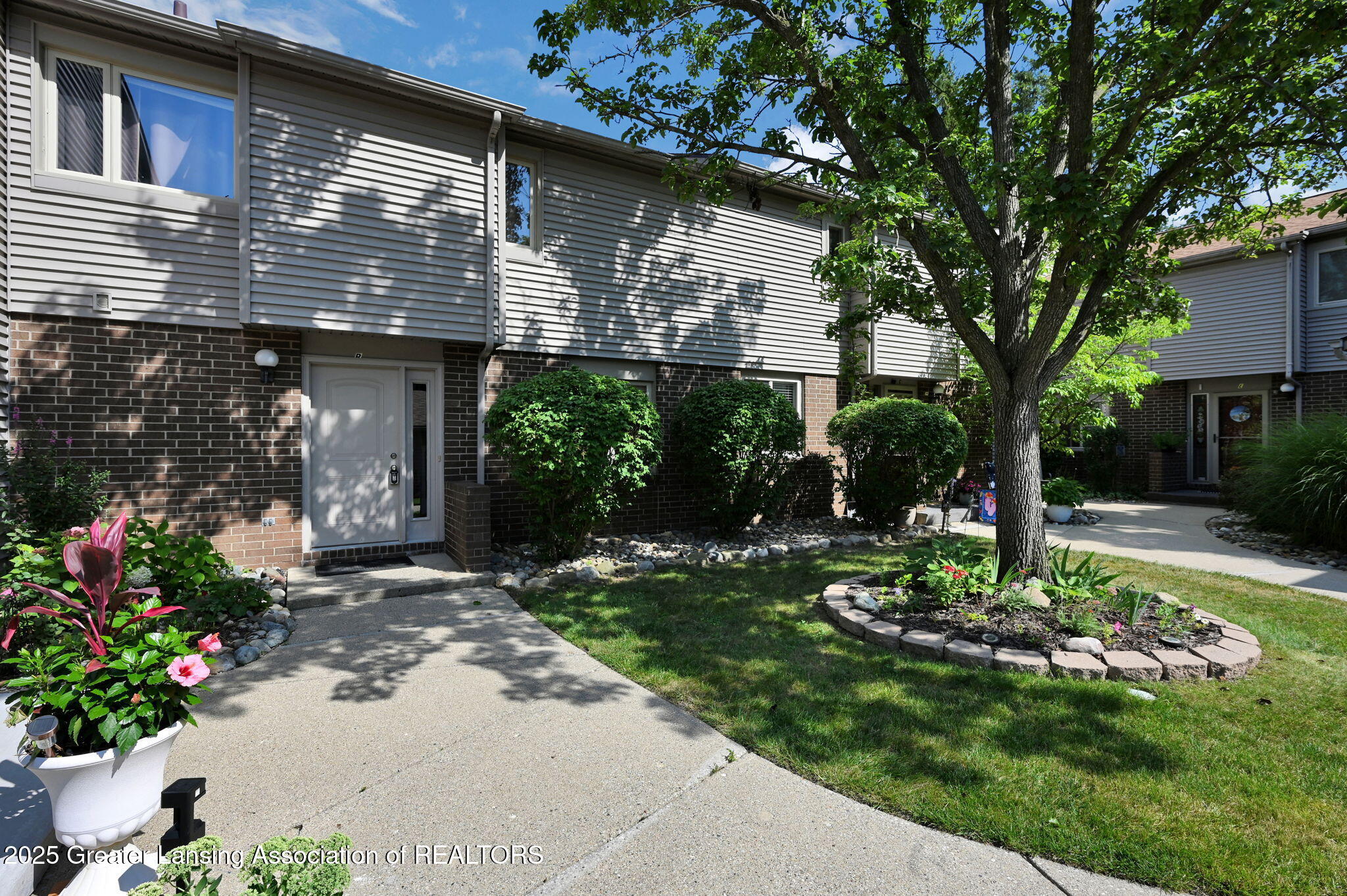 929 Grenoble Drive B