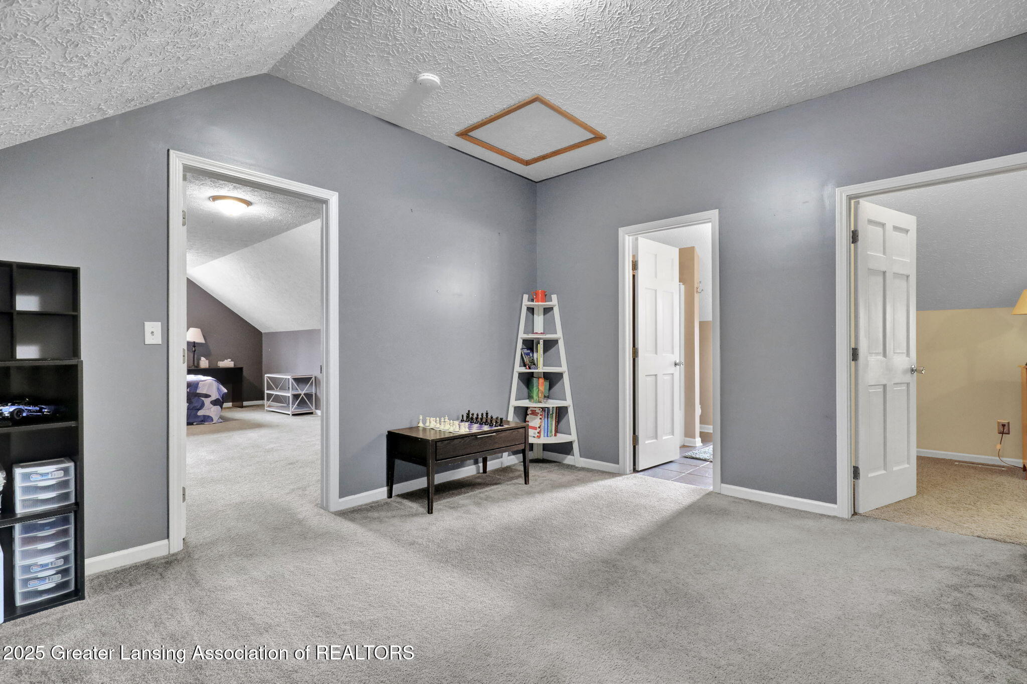 2584 Varsity Lane