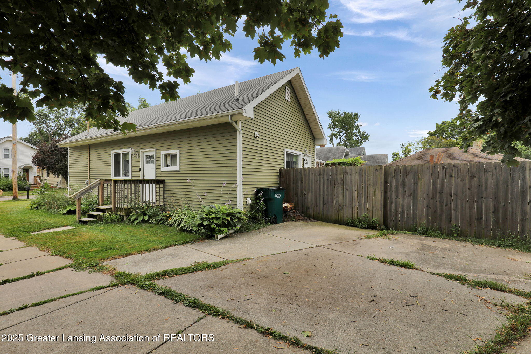435 N Magnolia Avenue