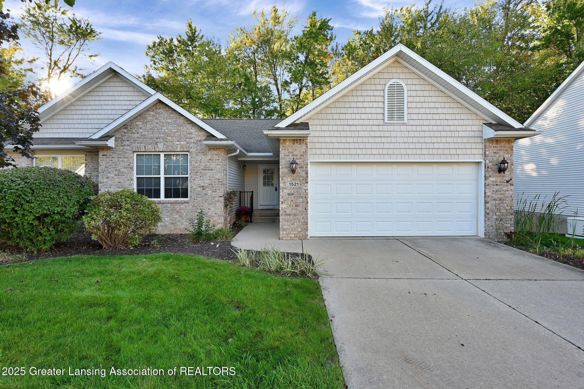 1521 Nottingham Forest Trail