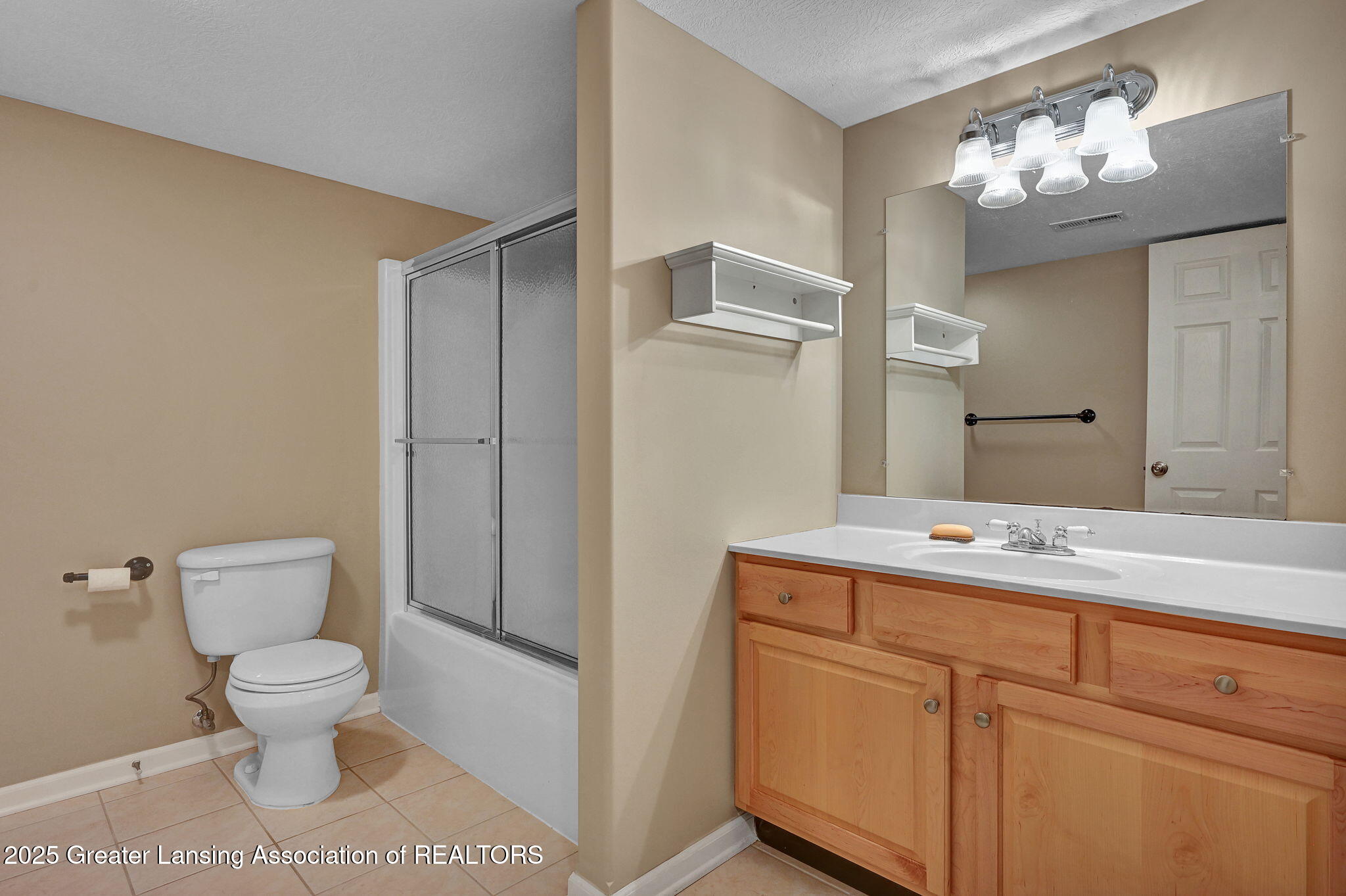 1521 Nottingham Forest Trail