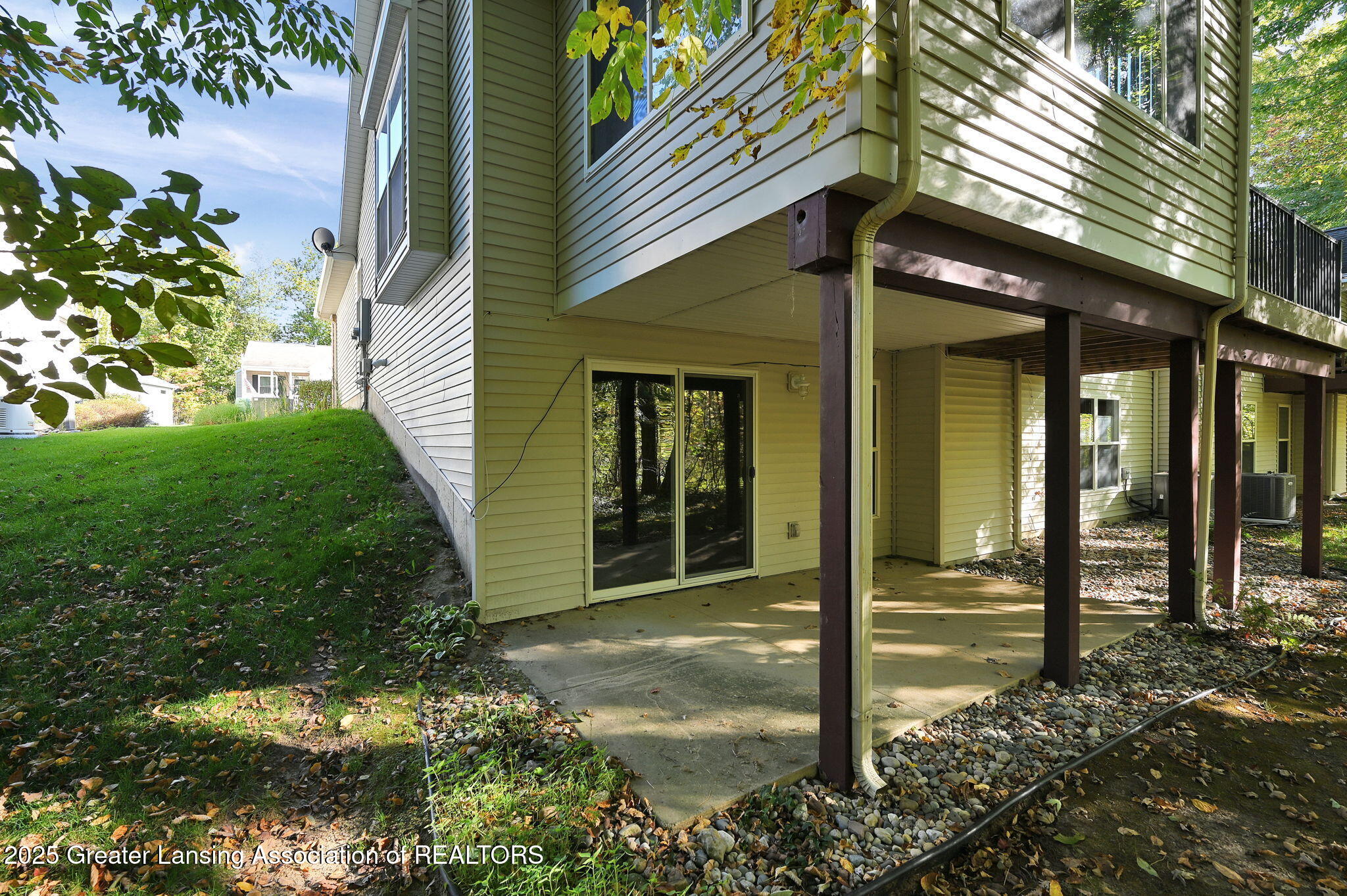 1521 Nottingham Forest Trail