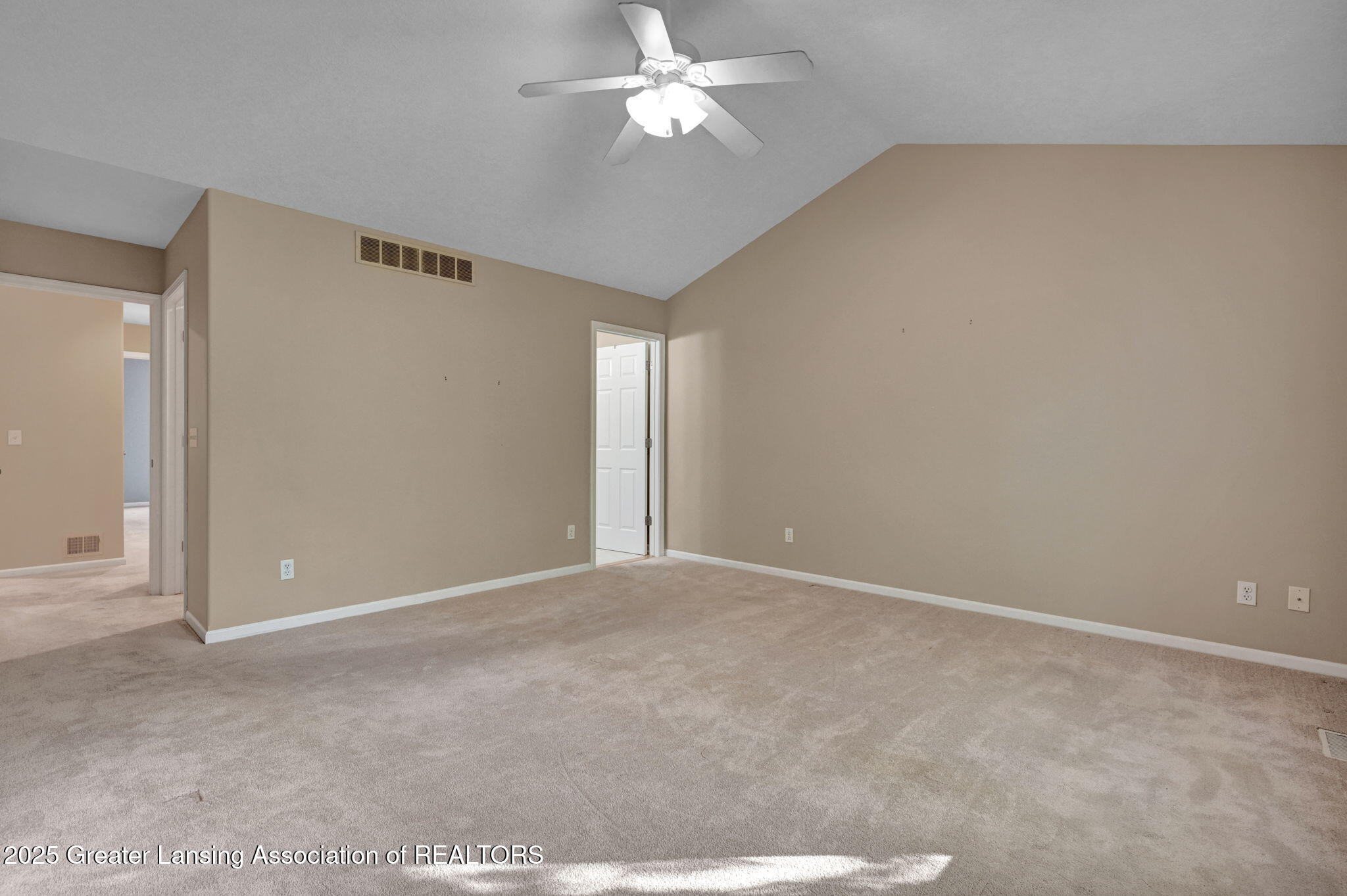 1521 Nottingham Forest Trail