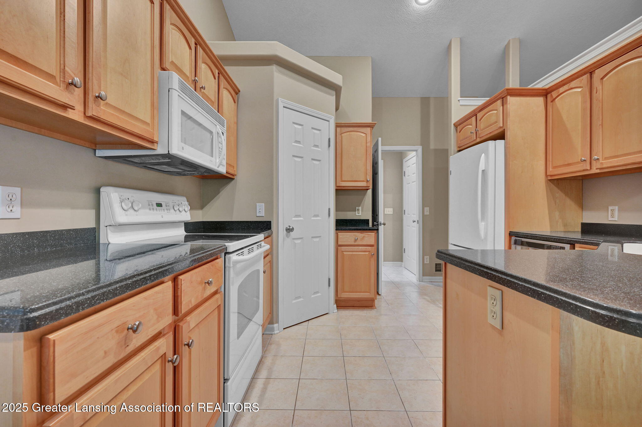 1521 Nottingham Forest Trail