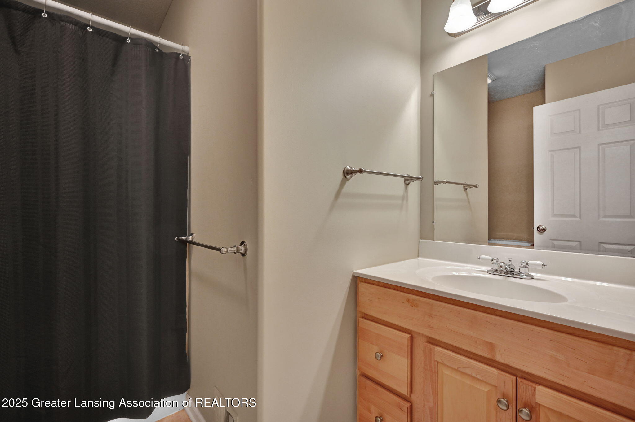 1521 Nottingham Forest Trail