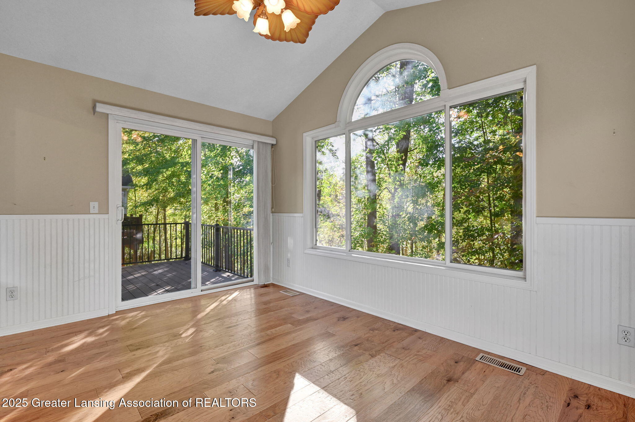 1521 Nottingham Forest Trail