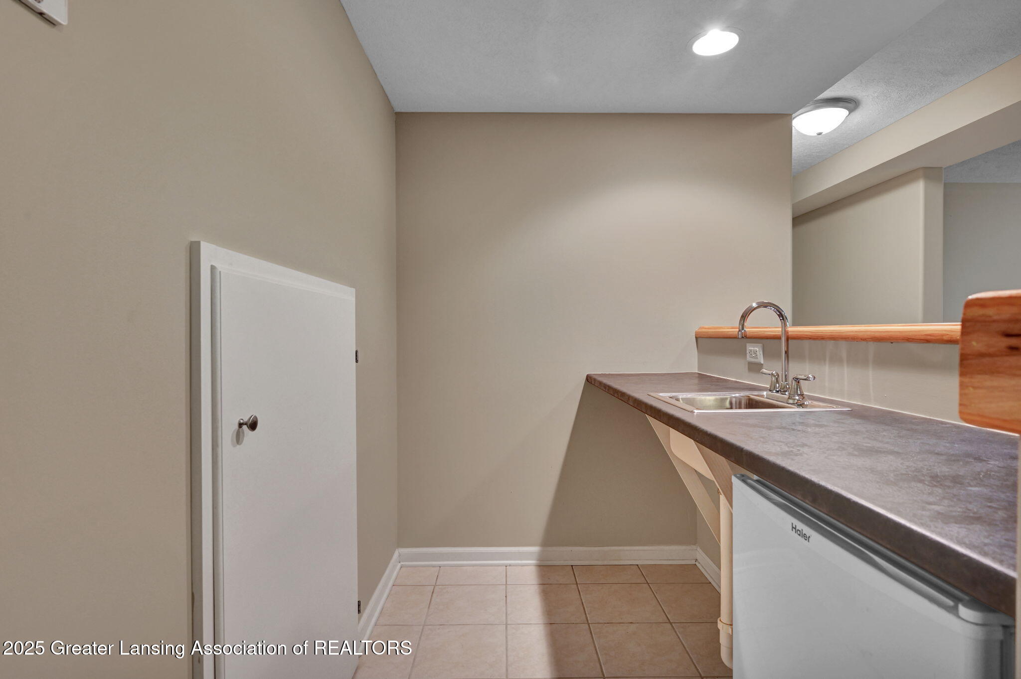 1521 Nottingham Forest Trail