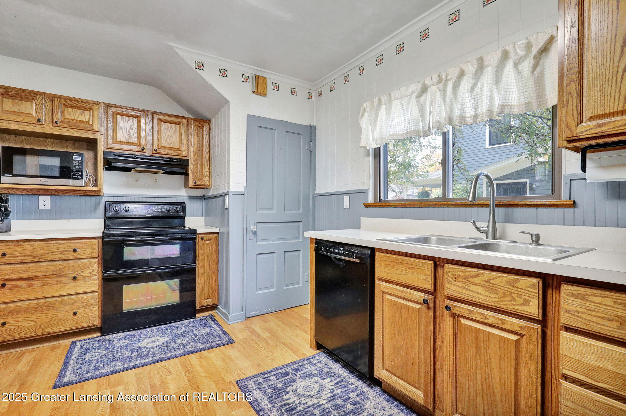 317 E Elm Street