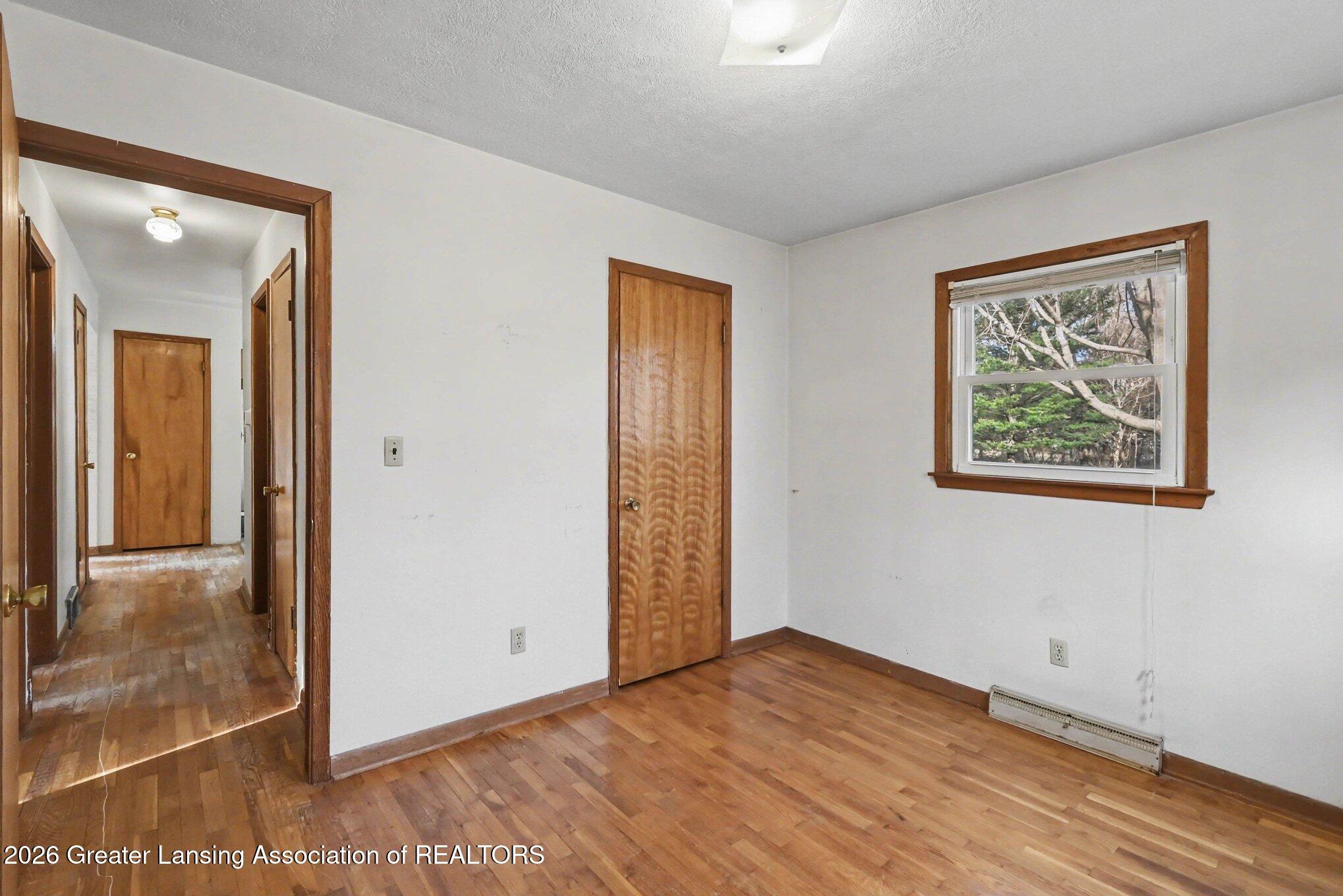 6253 Hilliard Road