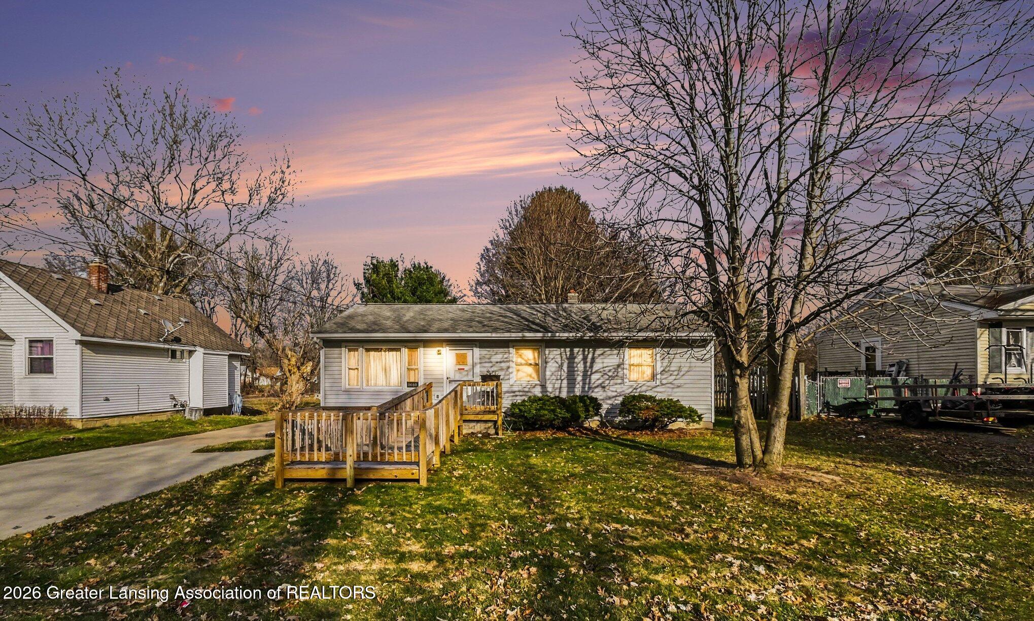 6253 Hilliard Road