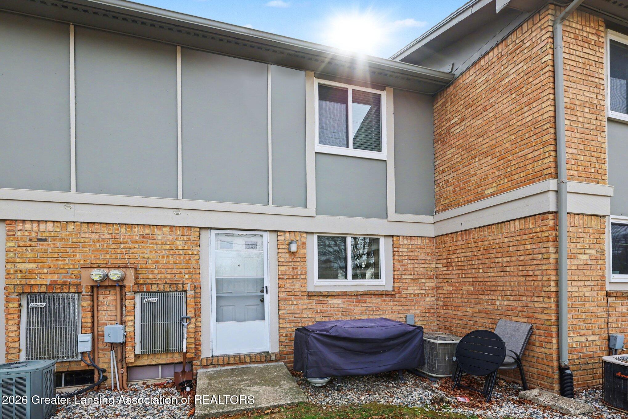 923 Trafalger Lane