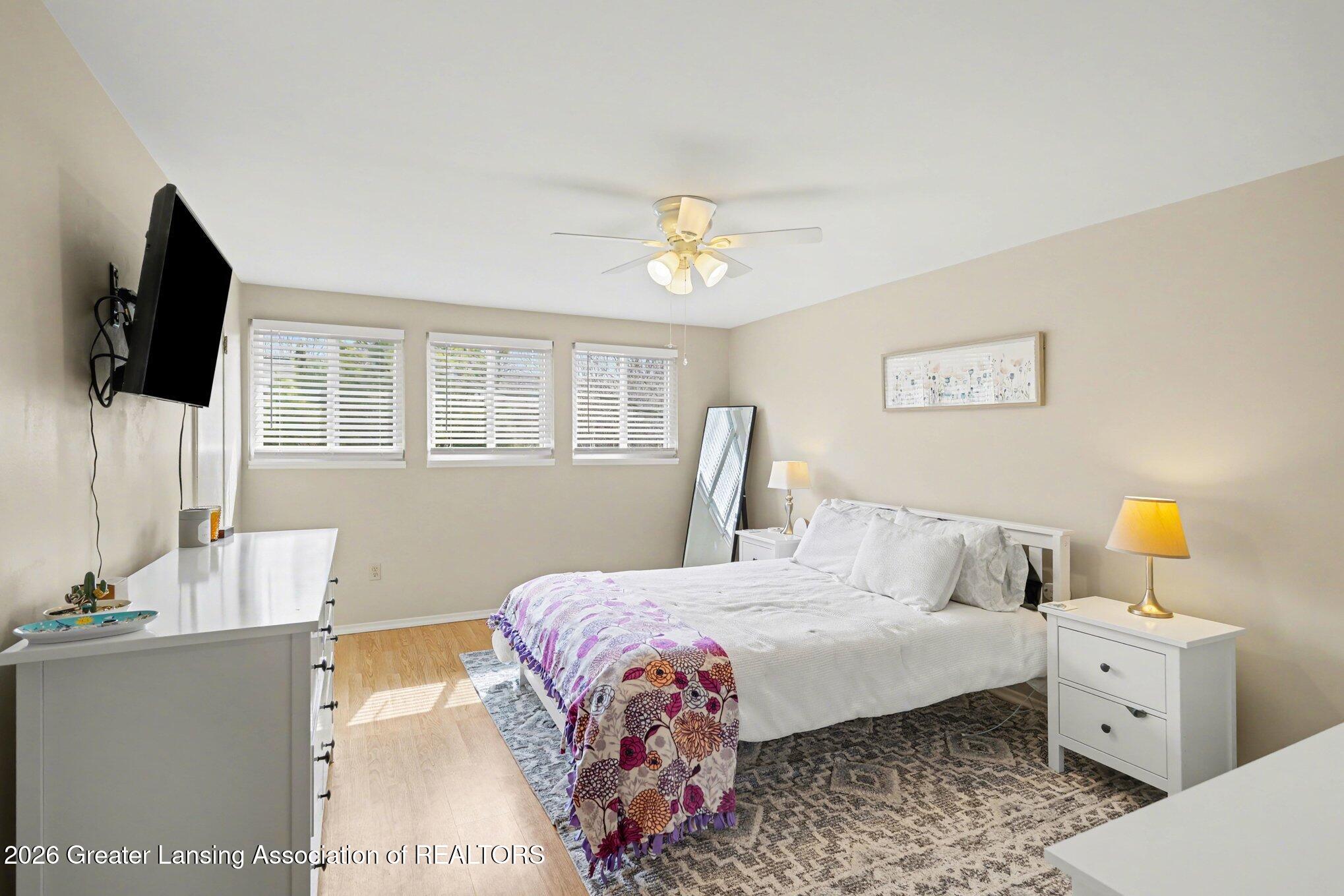 923 Trafalger Lane