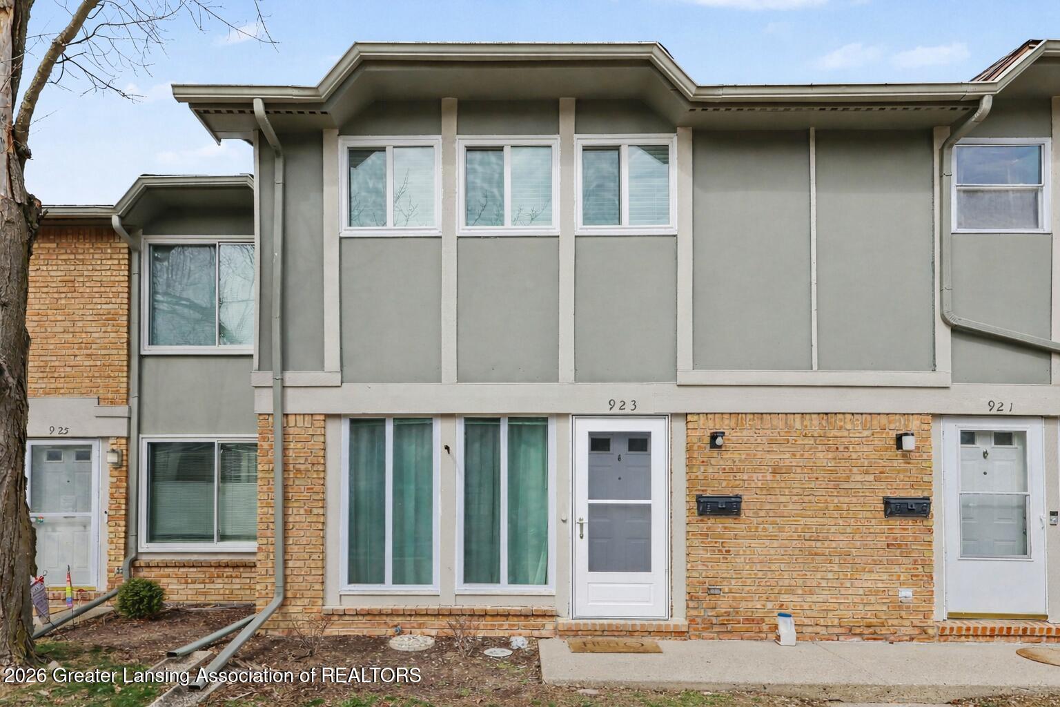 923 Trafalger Lane