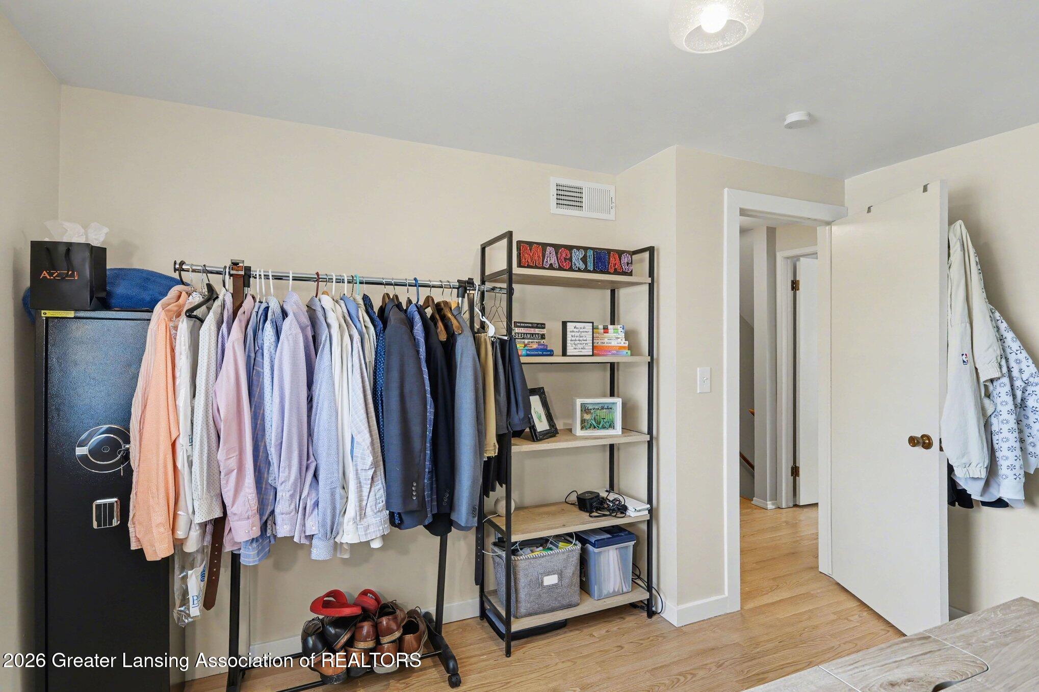 923 Trafalger Lane