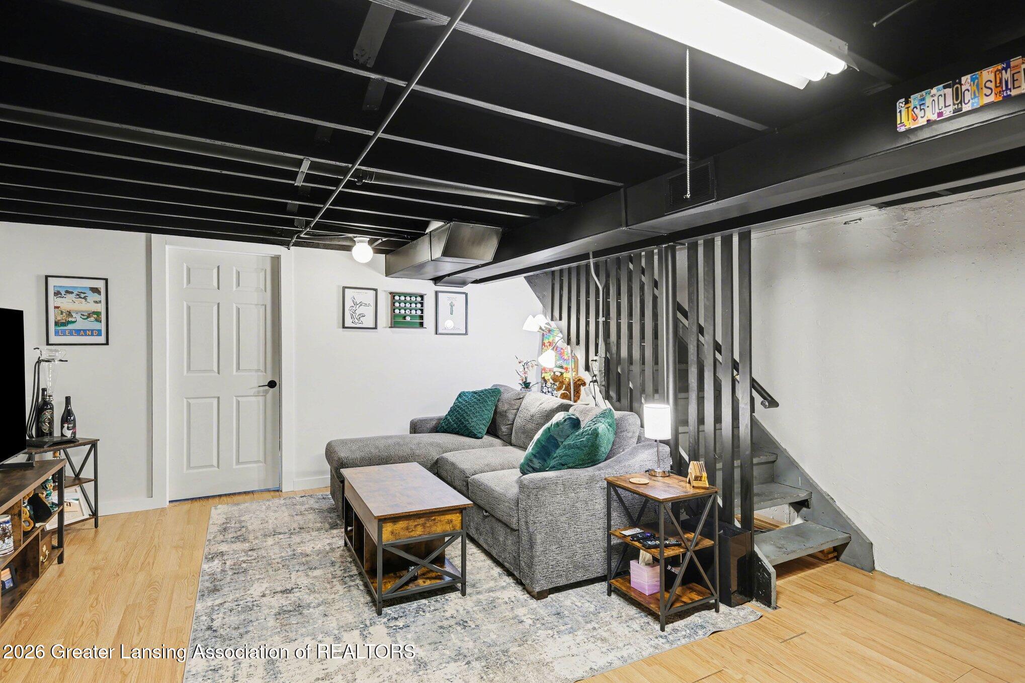923 Trafalger Lane
