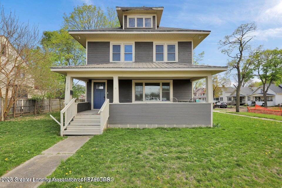 1127 W Saginaw Street