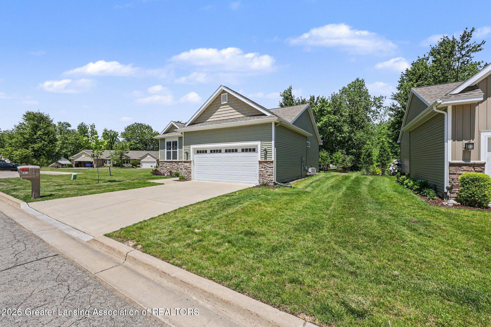 1555 Lytell Johnes Path #89