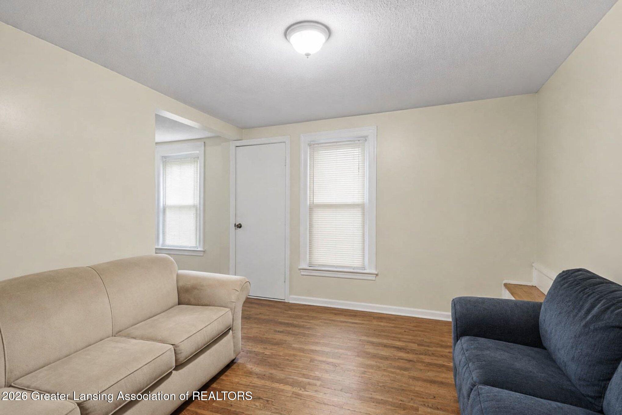 327 E Middle Street