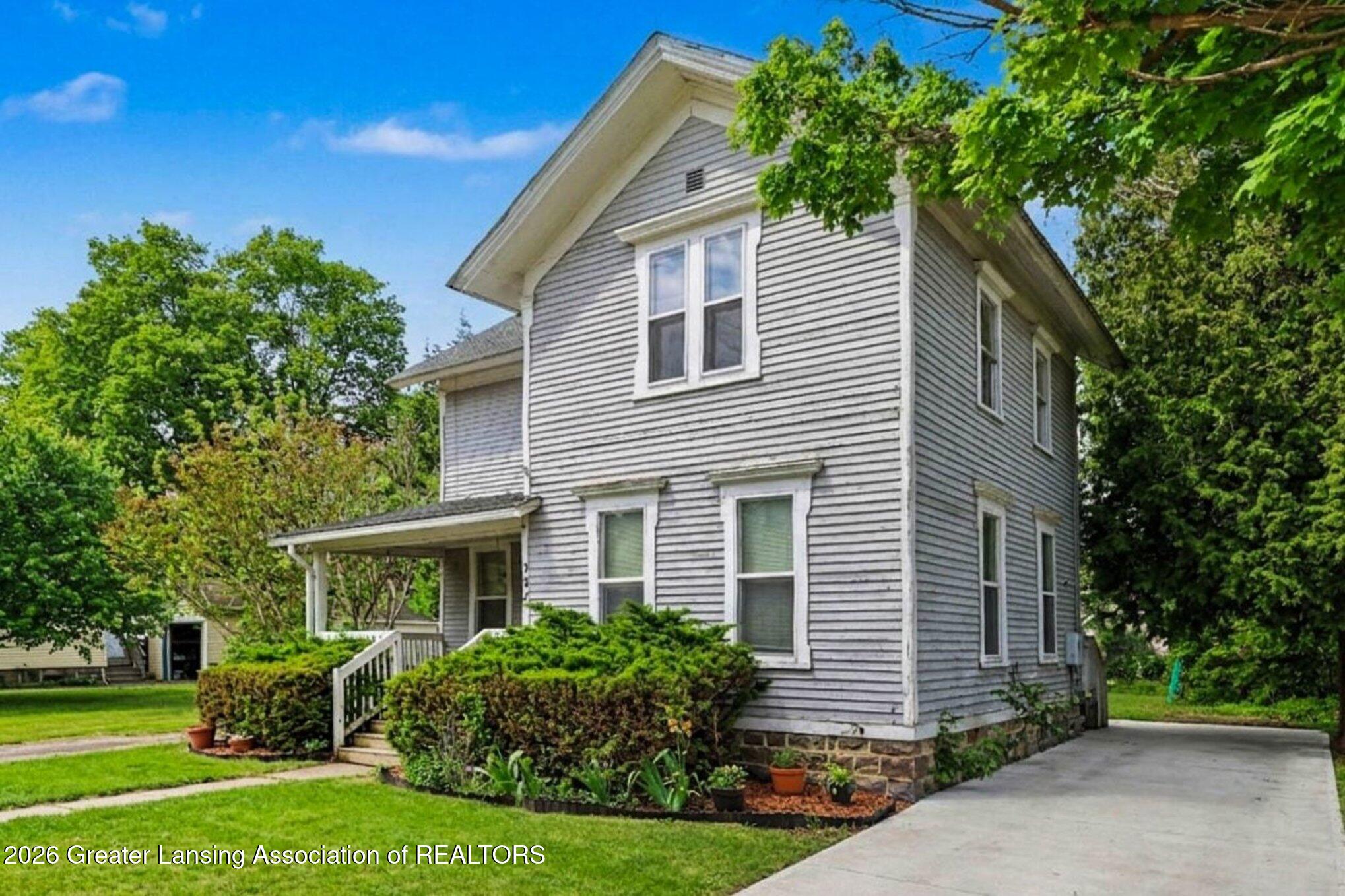 327 E Middle Street