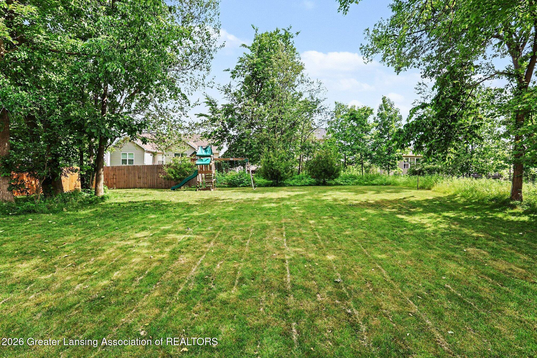 238 Noleigh Lane, DeWitt