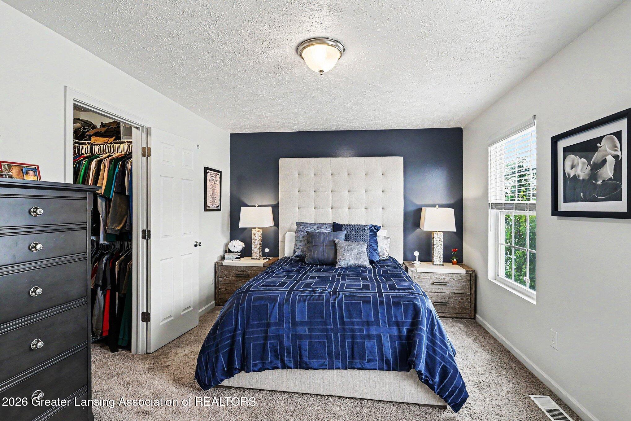 238 Noleigh Lane, DeWitt