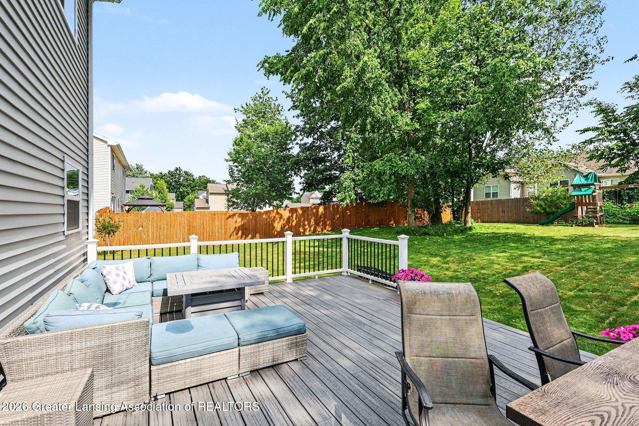 238 Noleigh Lane, DeWitt
