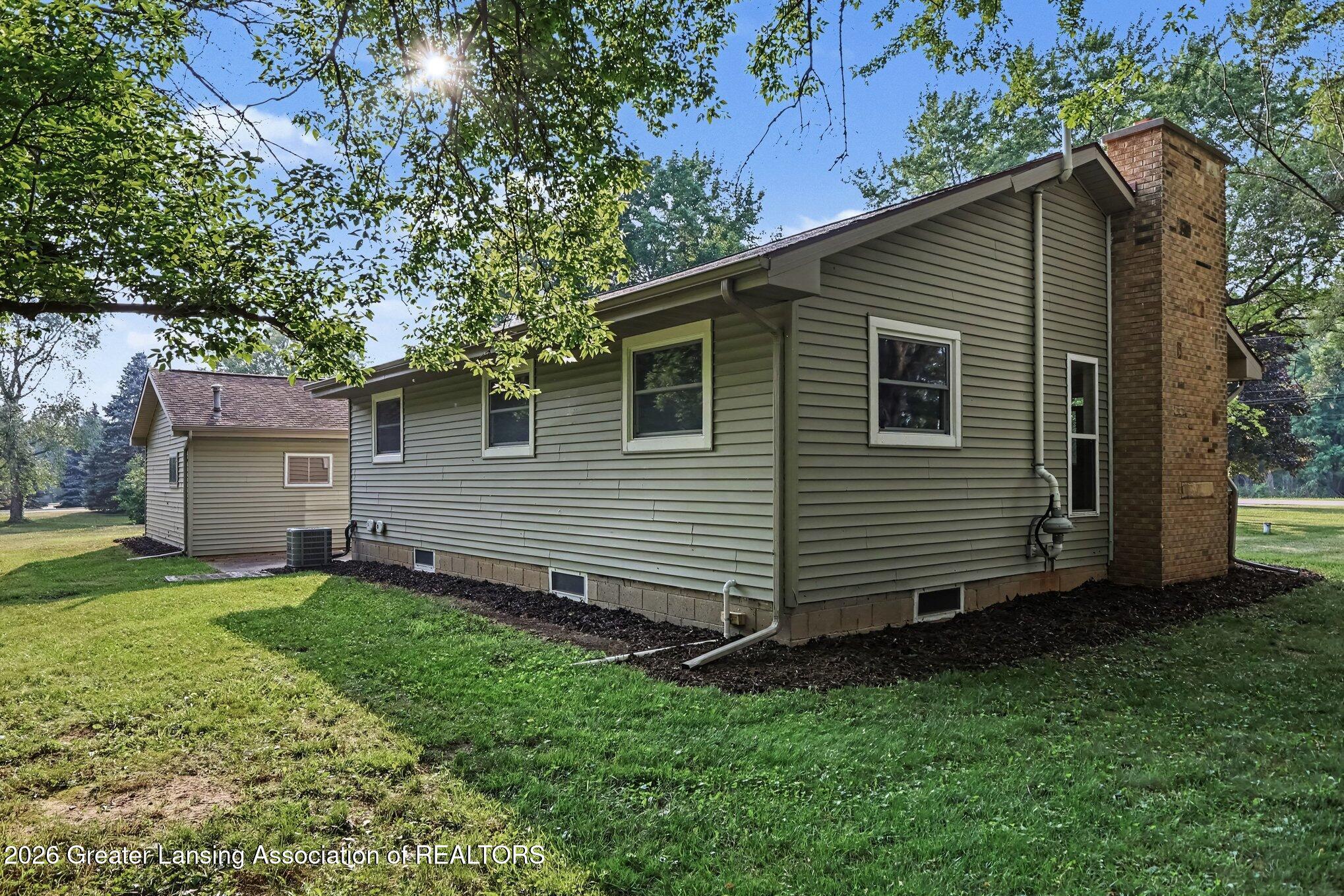 3725 Lansing Road