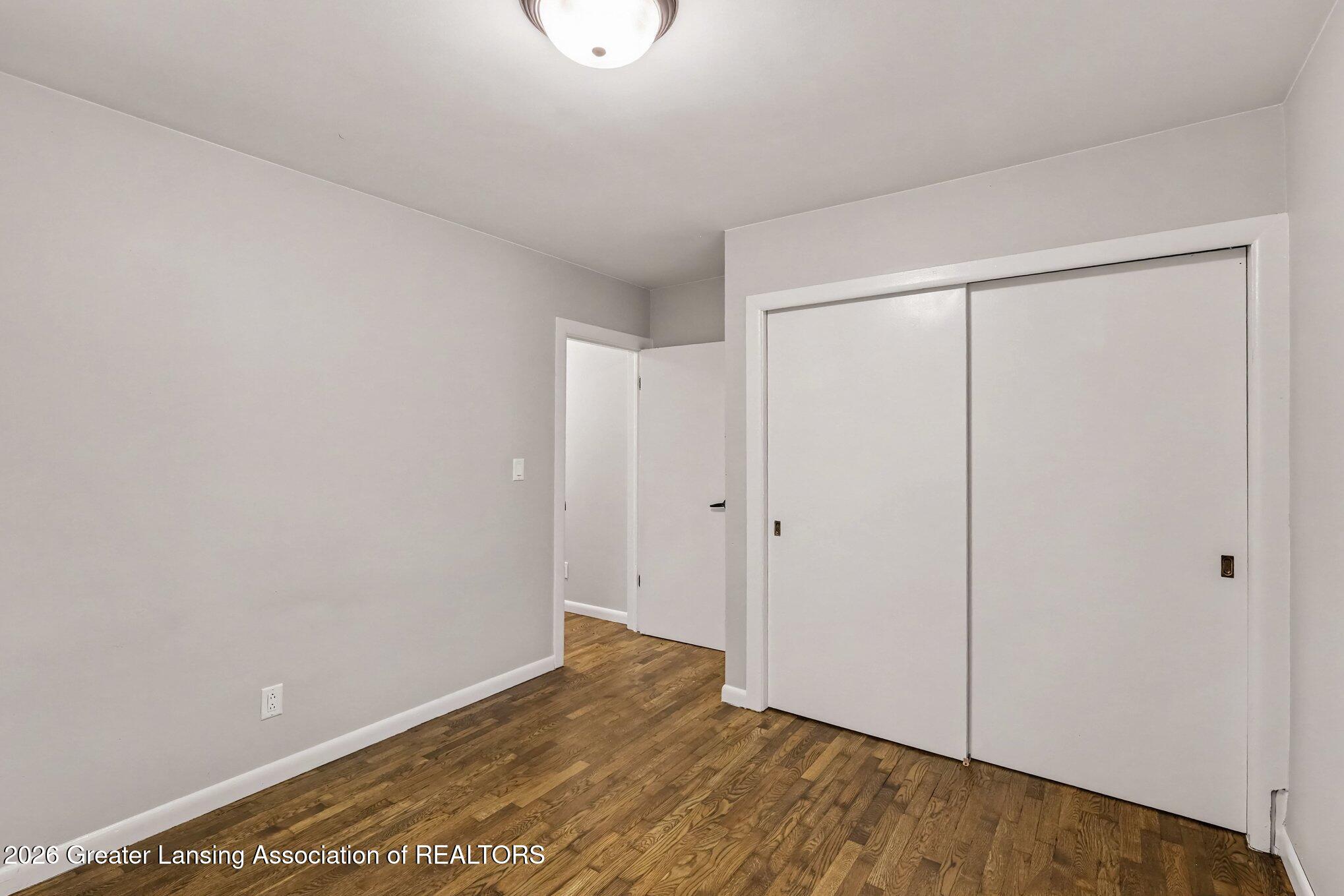 3725 Lansing Road