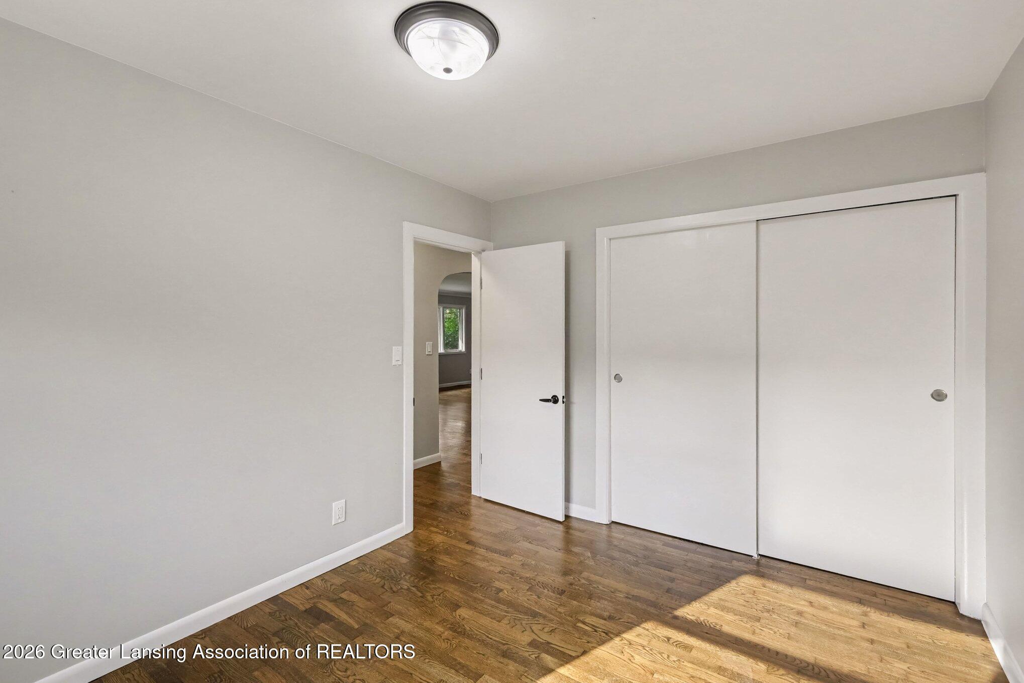 3725 Lansing Road