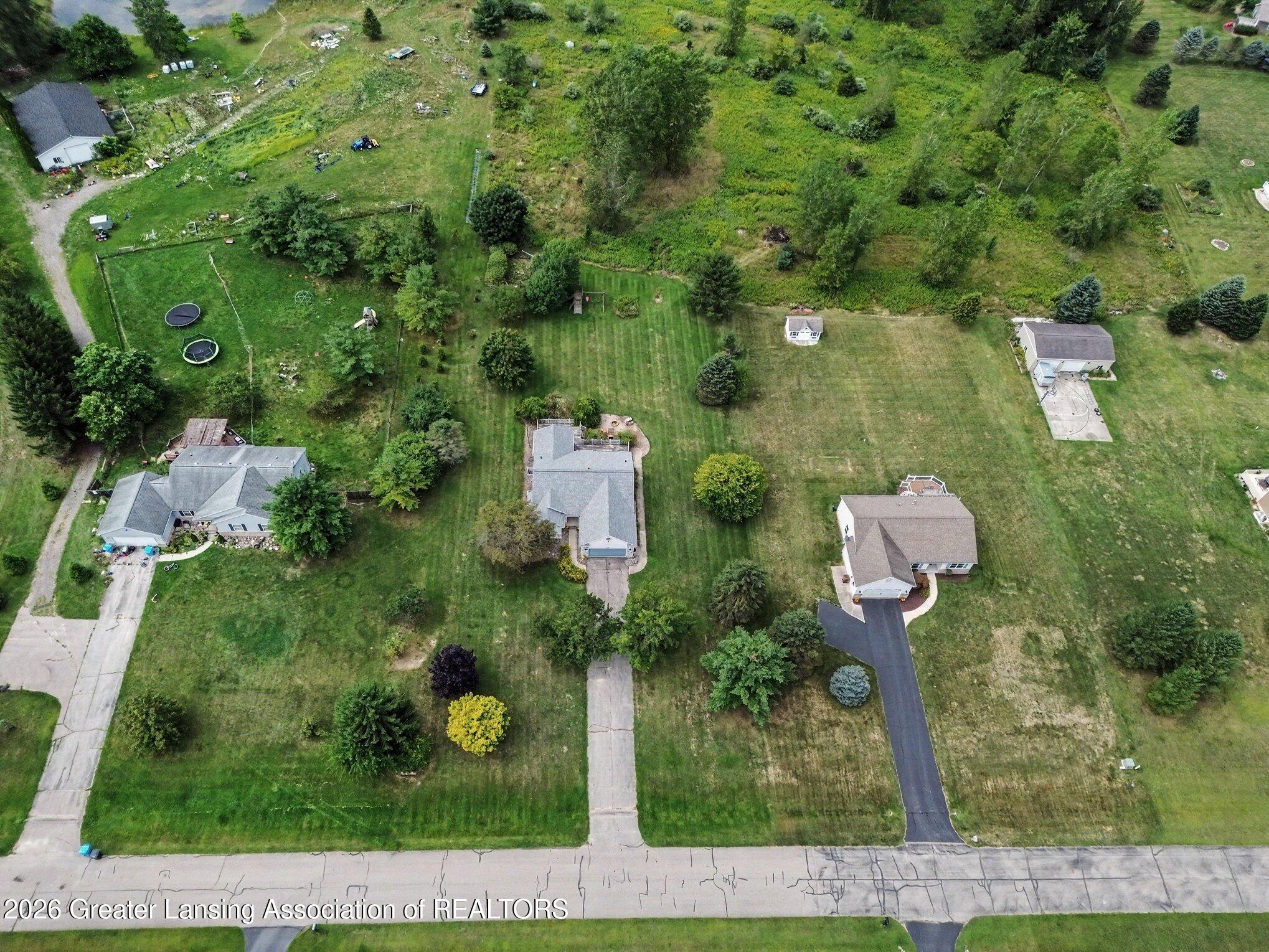 5243 Jamerlea Lane