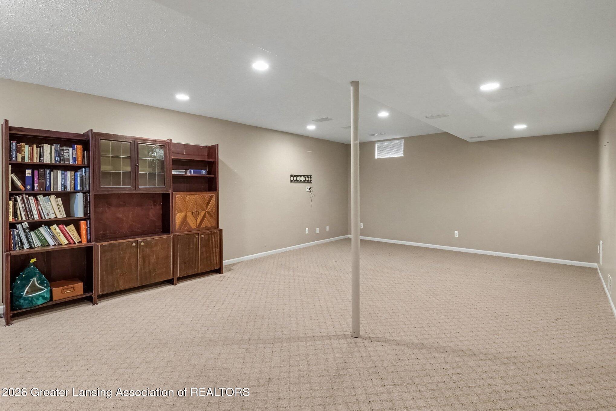 5243 Jamerlea Lane