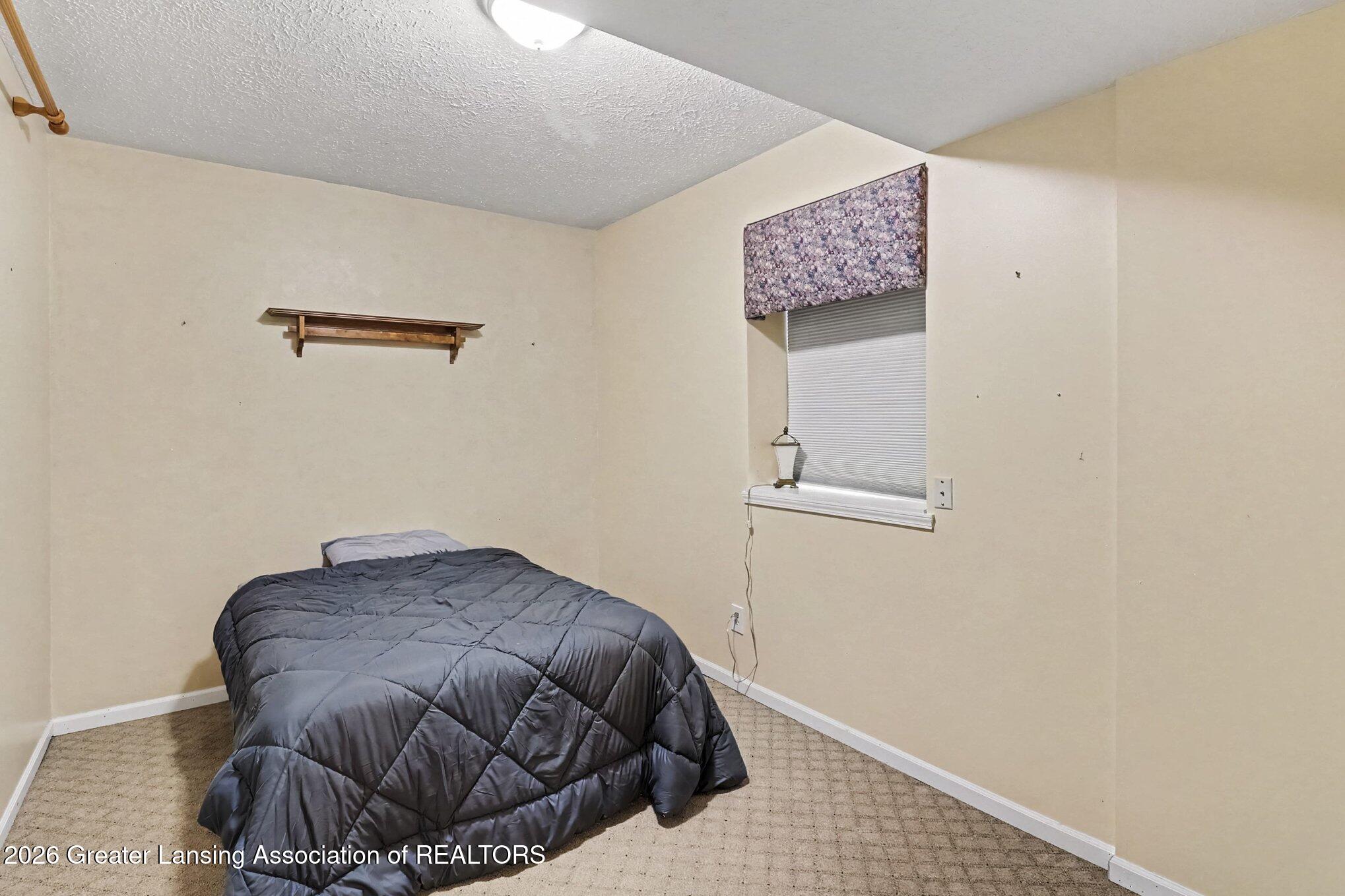 5243 Jamerlea Lane